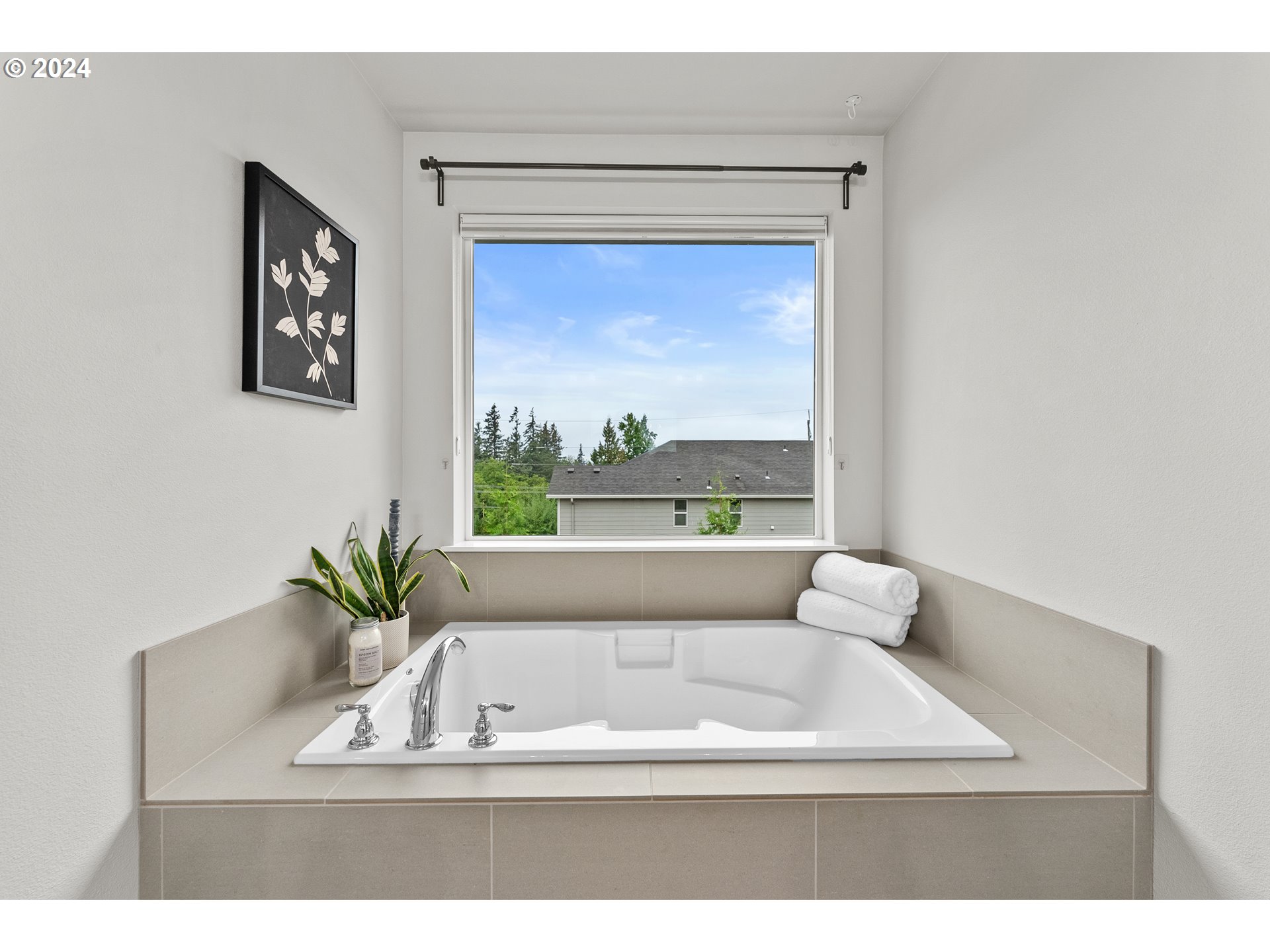 15679 NE CLACKAMAS CT