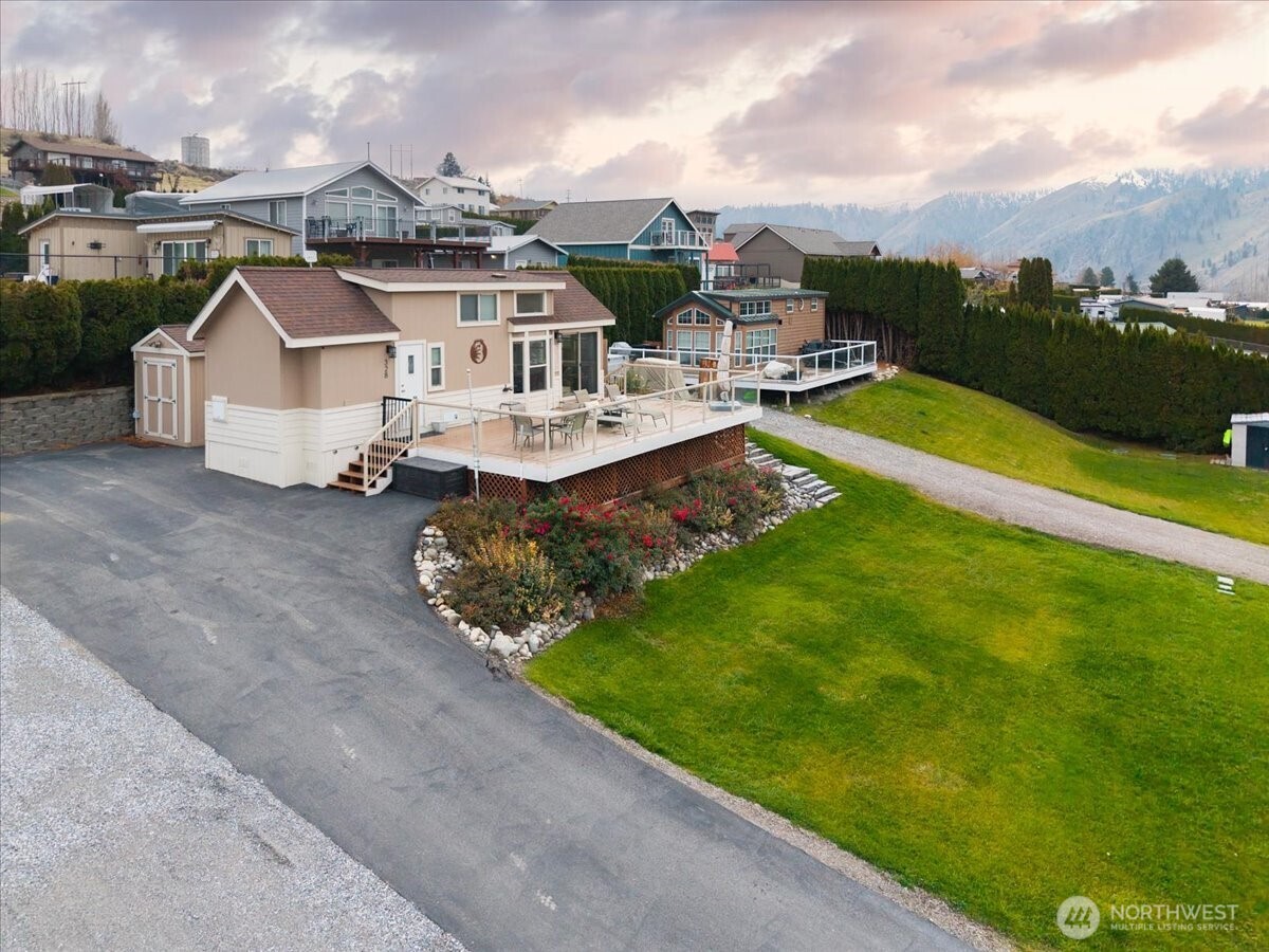 328 Pineview Drive