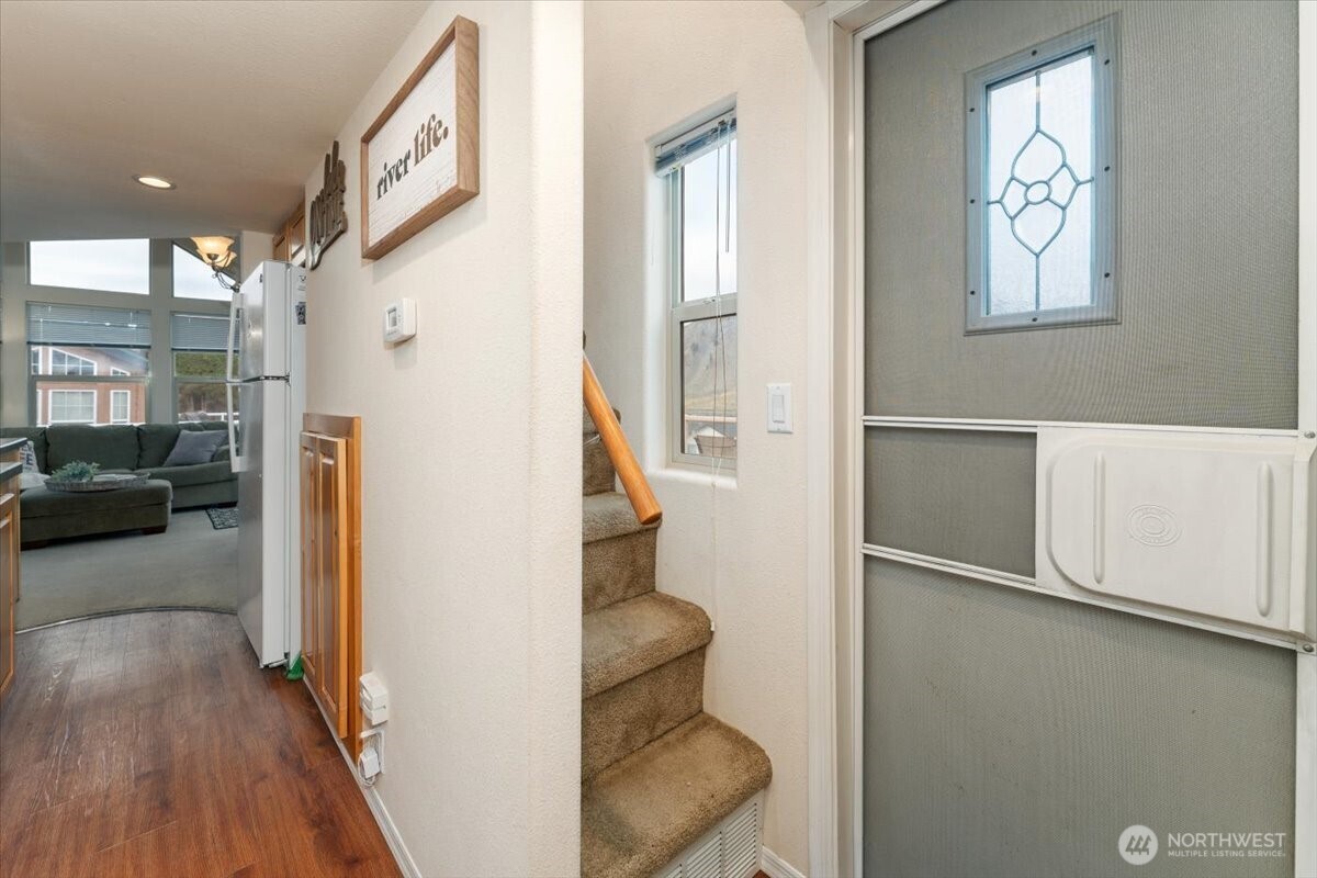 328 Pineview Drive