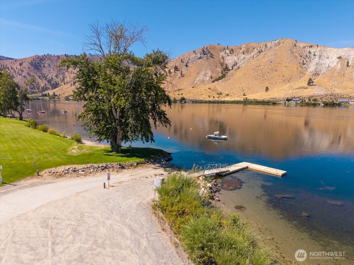 328 Pineview Drive