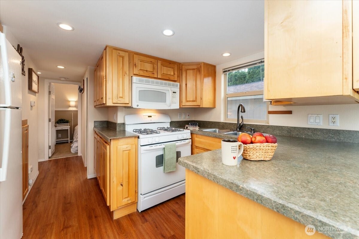 328 Pineview Drive