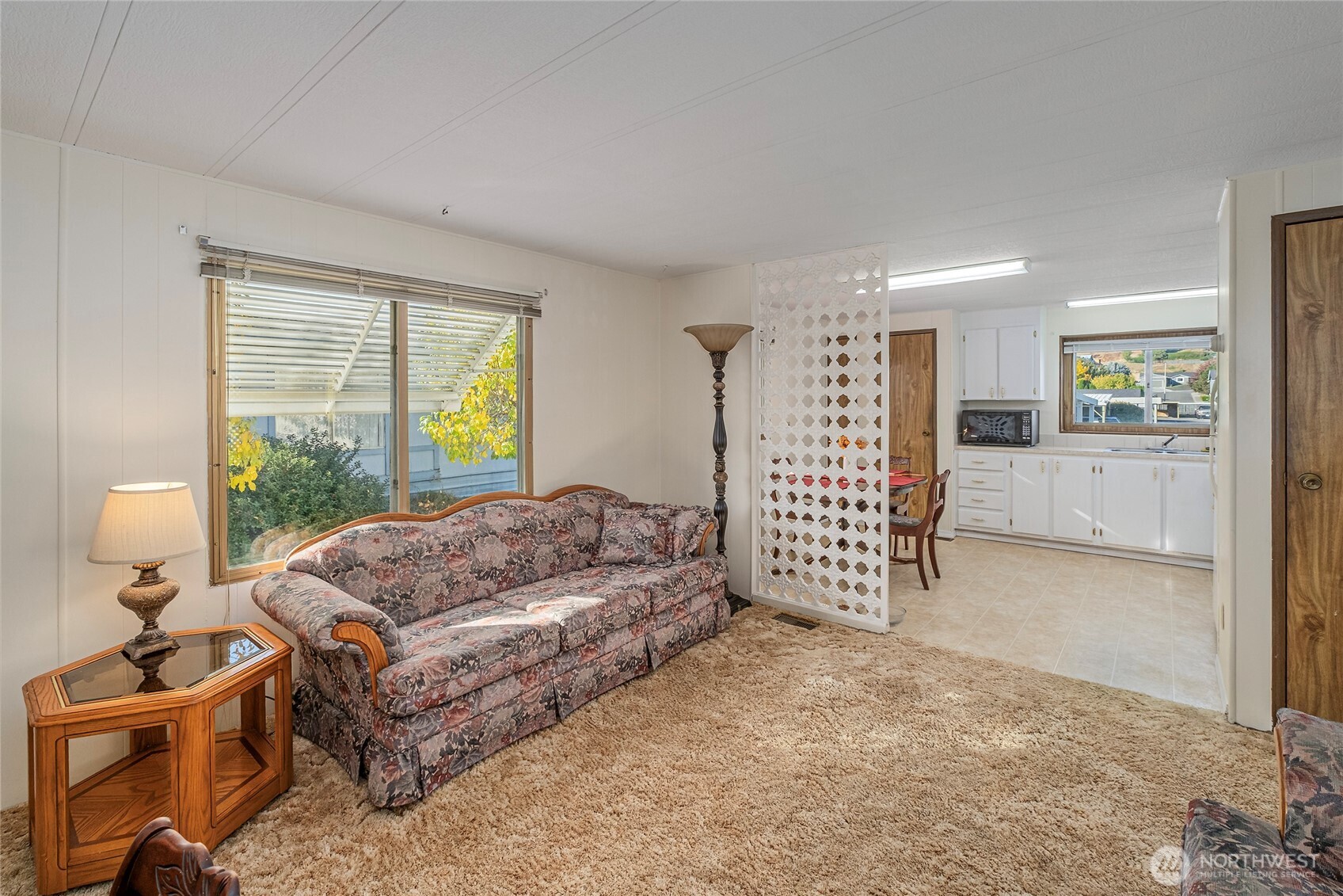 1608 N Western Unit: 27