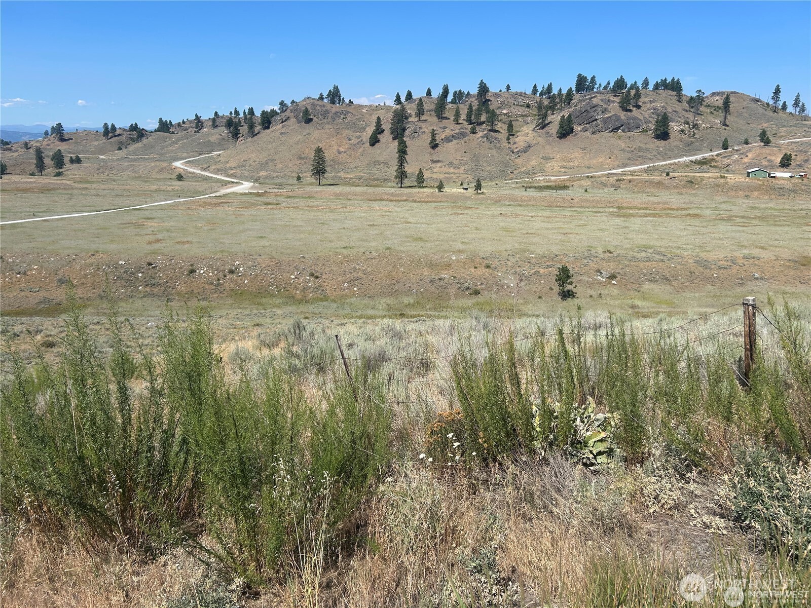 4 Crest Drive
