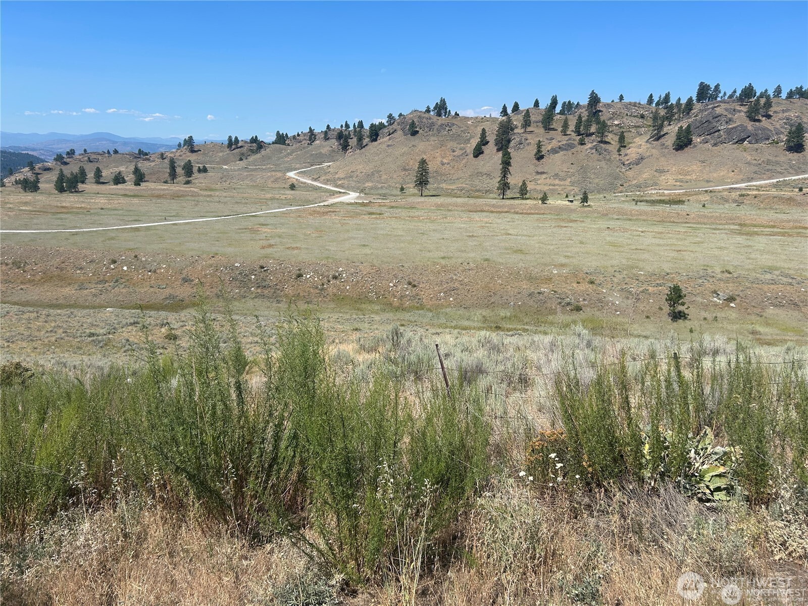 4 Crest Drive
