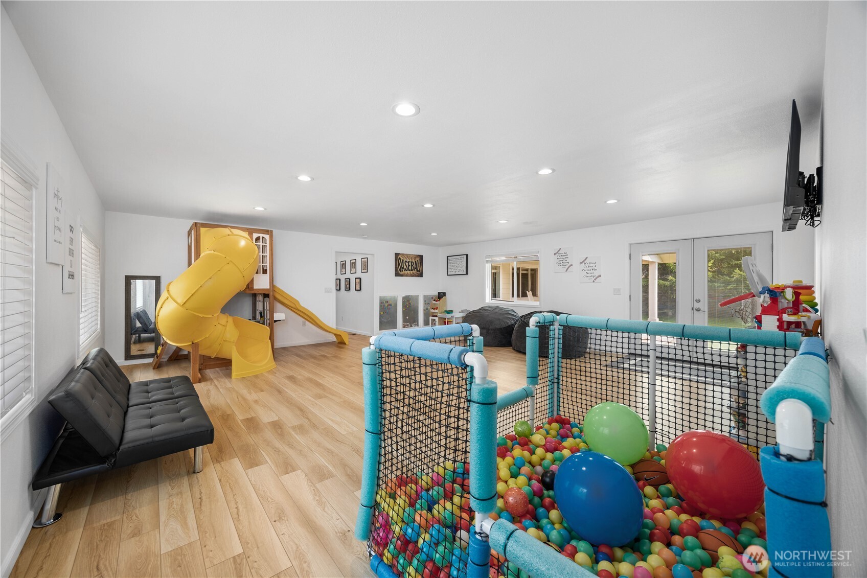 4621 Navarre Coulee Road