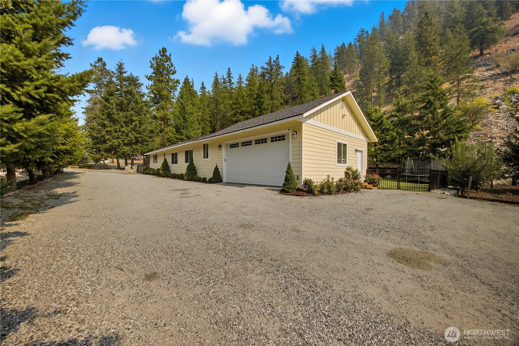 4621 Navarre Coulee Road