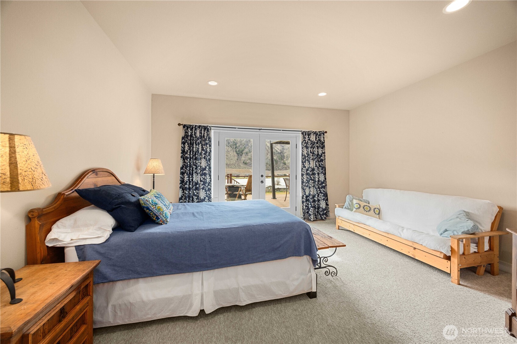 35 Sackett Glen Lane