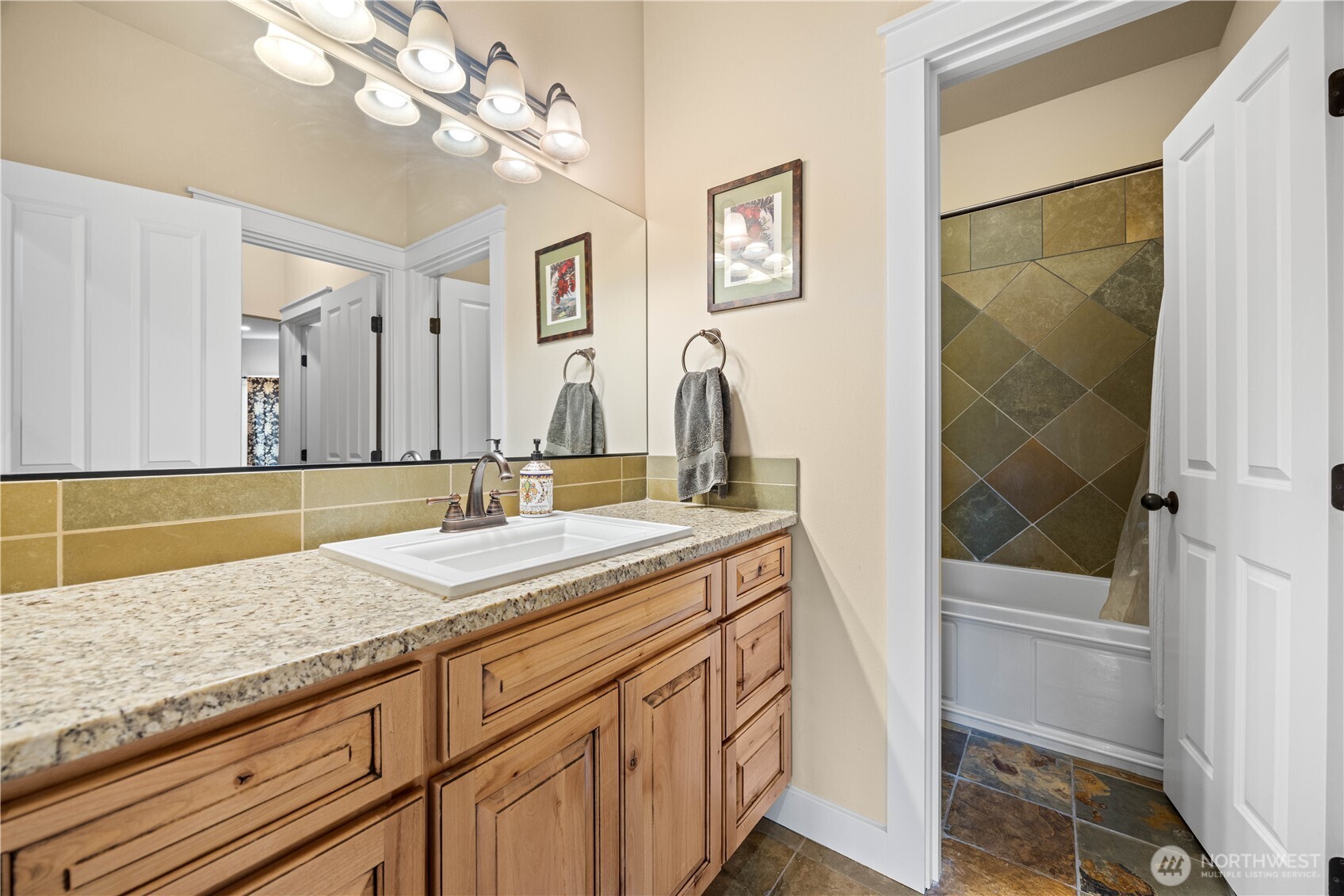 35 Sackett Glen Lane