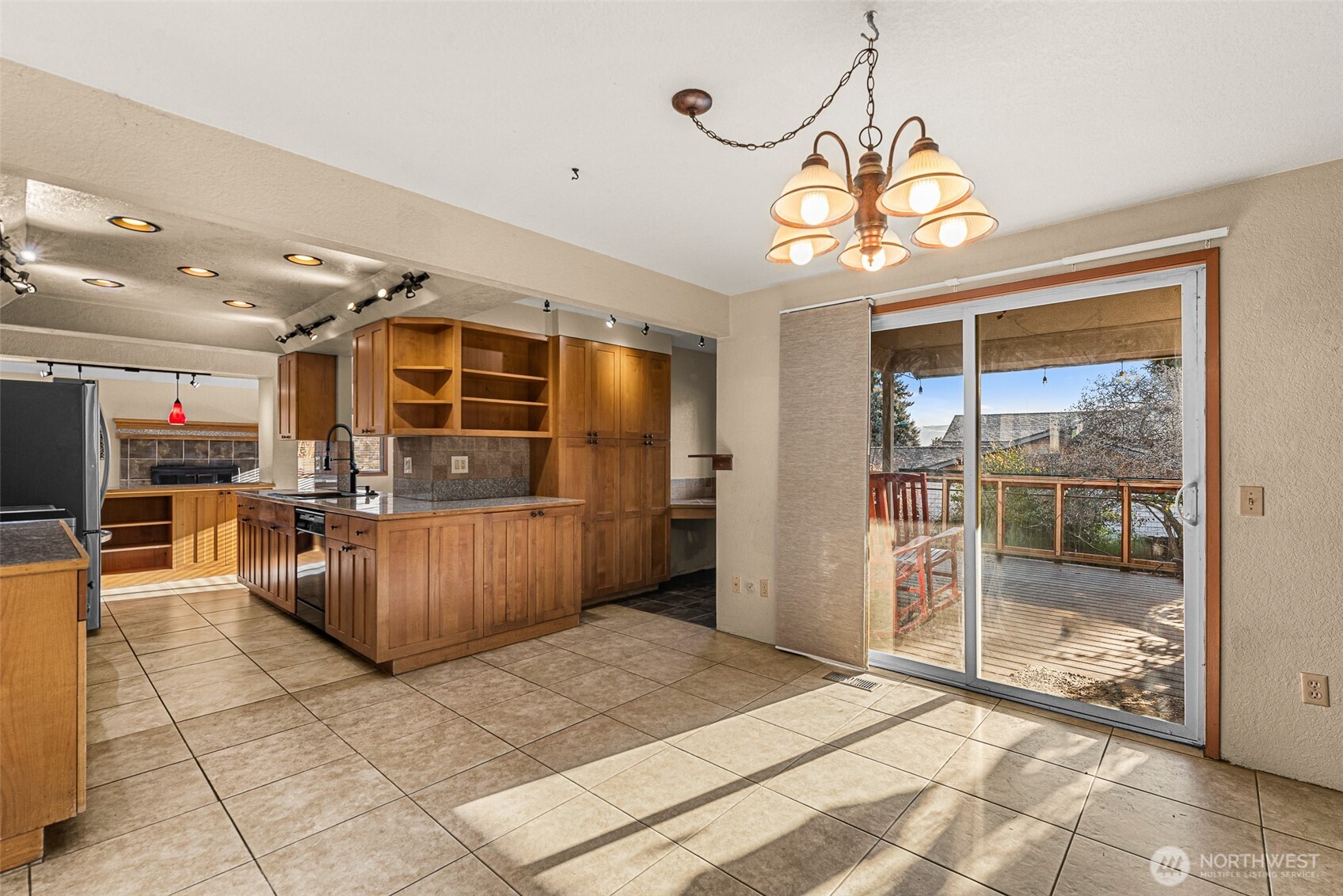 2591 Lemaister Avenue