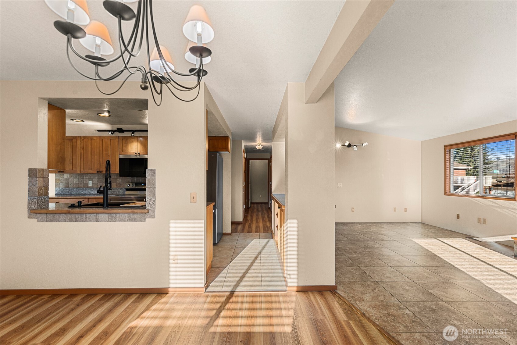 2591 Lemaister Avenue