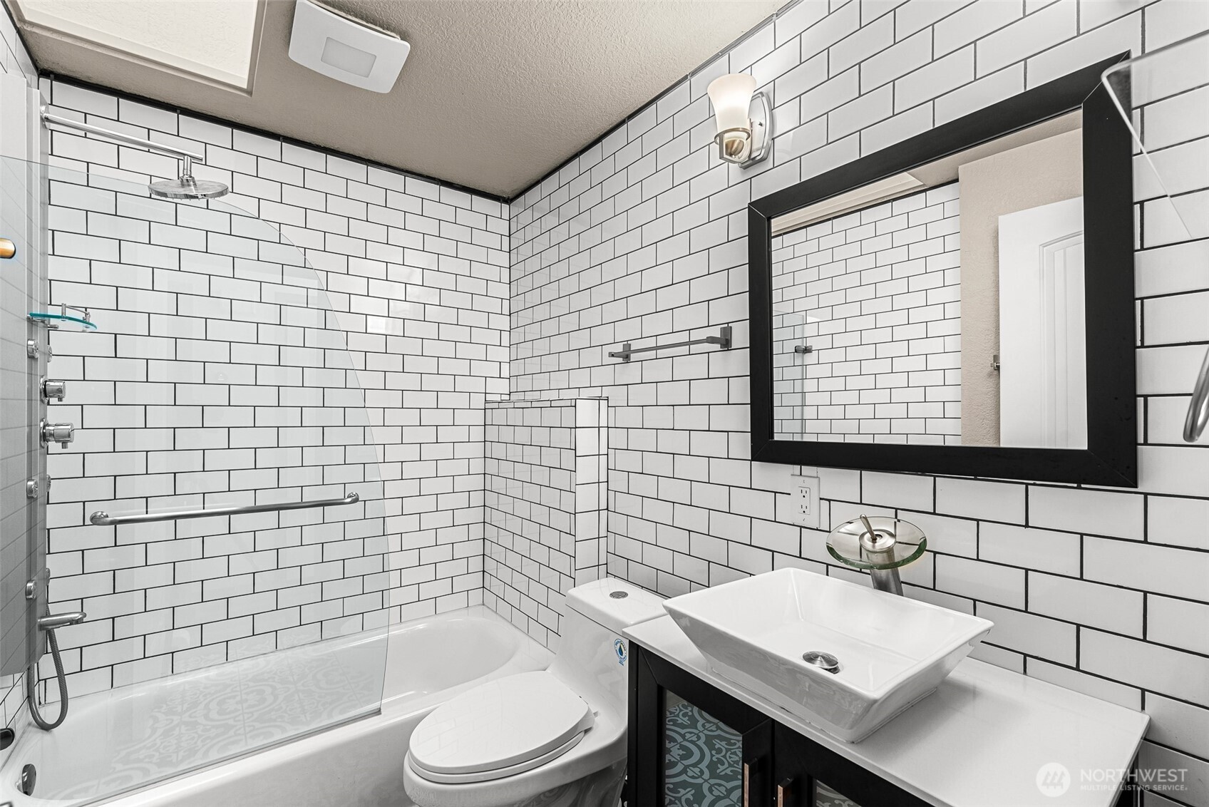 2591 Lemaister Avenue