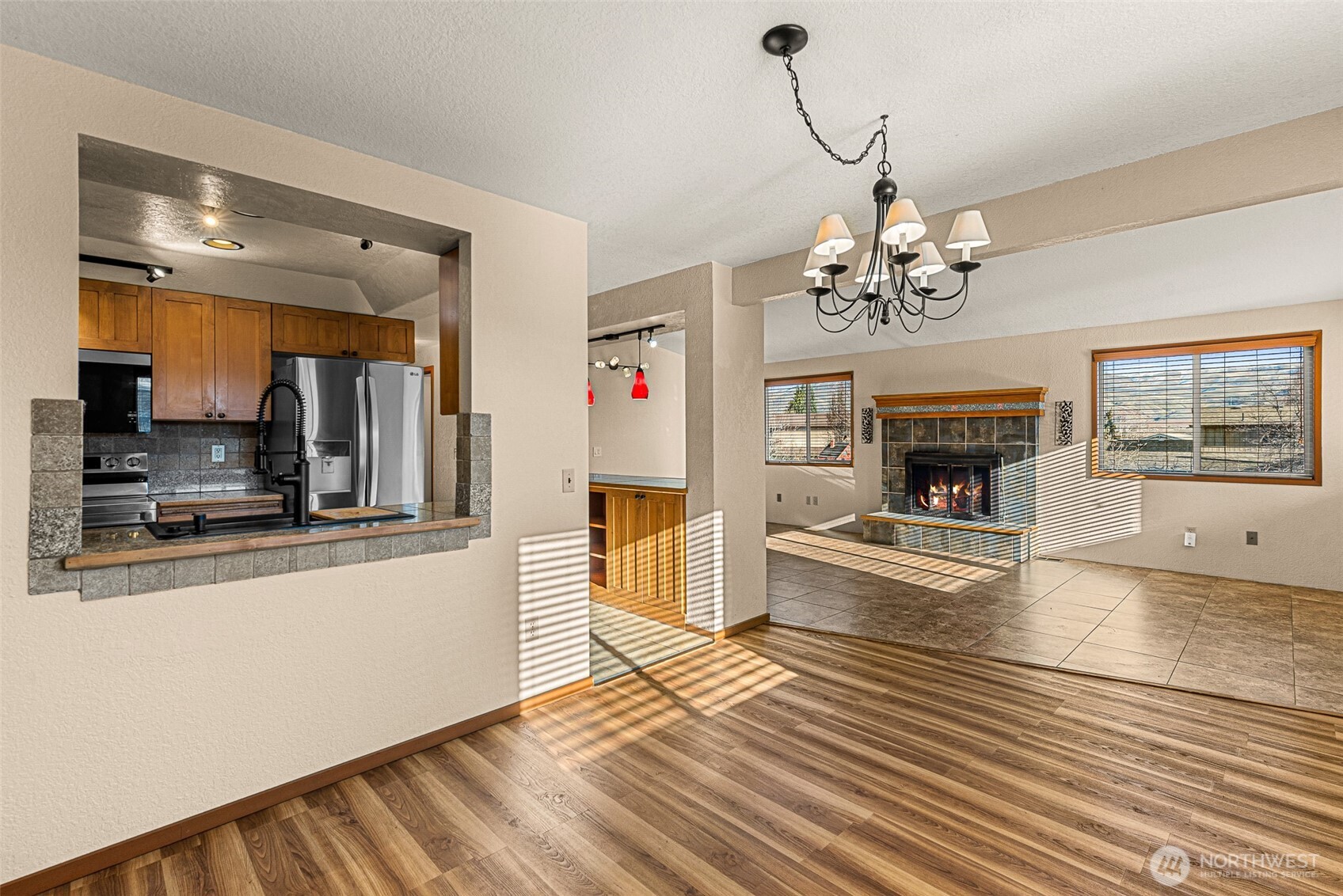 2591 Lemaister Avenue