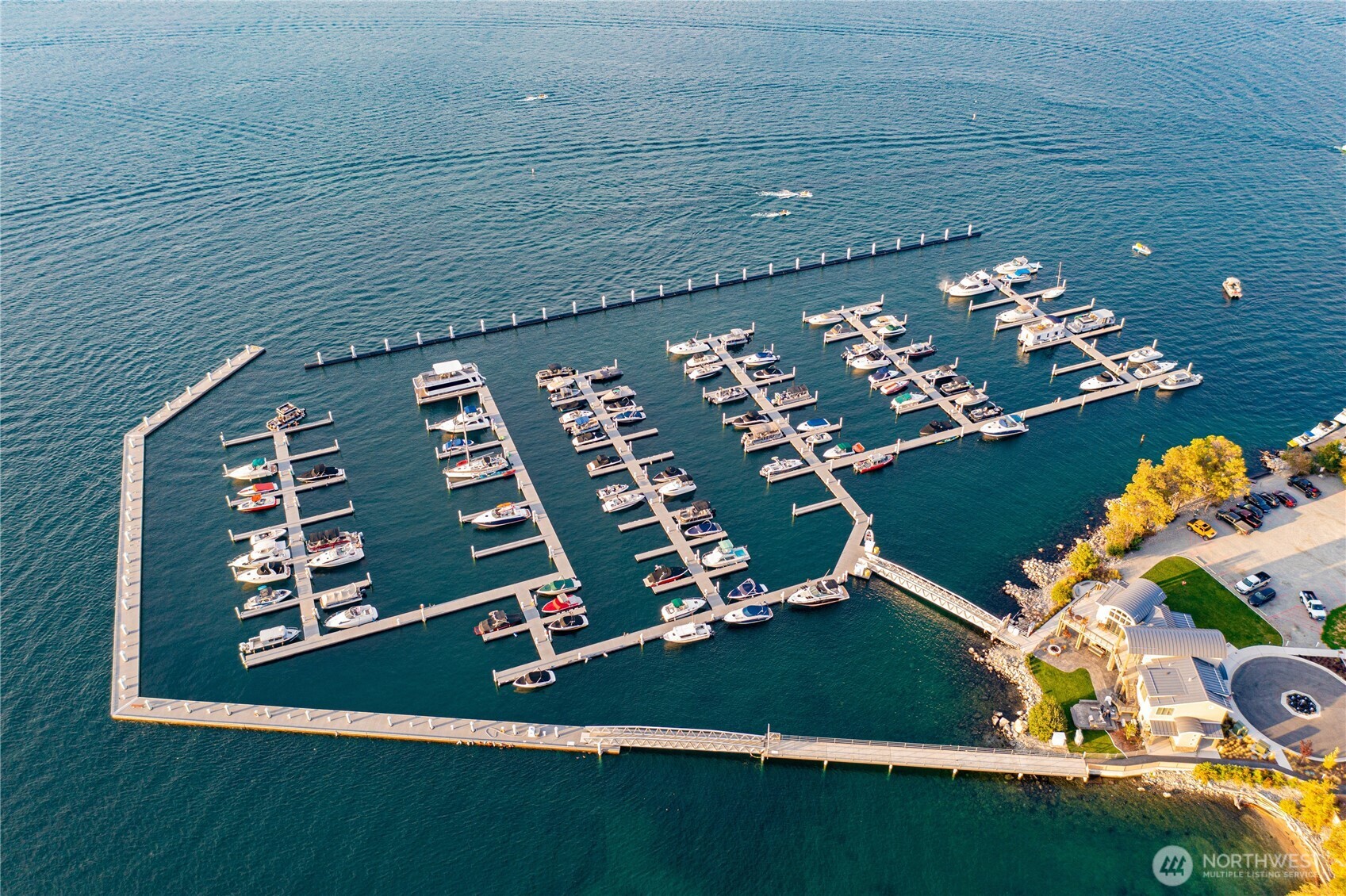 1350 W Woodin Avenue Unit: C-25