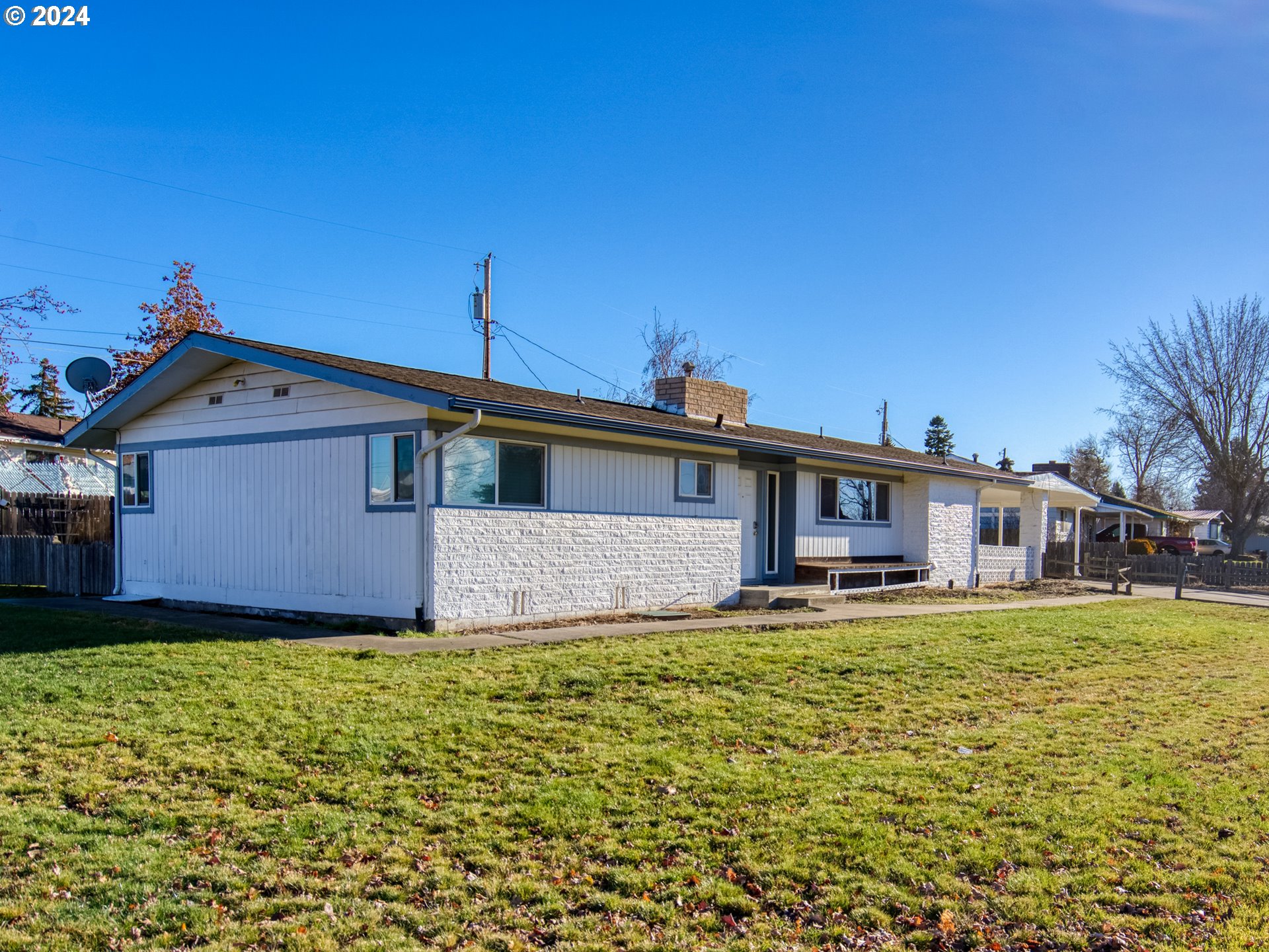 304 BRASHEAR WAY