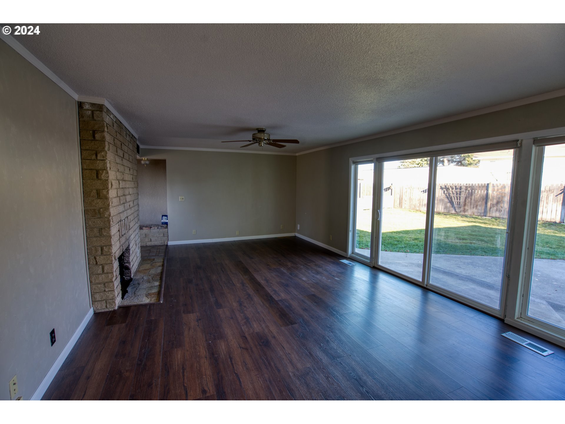 304 BRASHEAR WAY