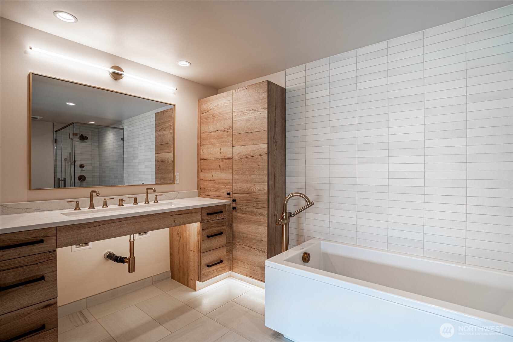 1 Yacinde Court Unit: F3