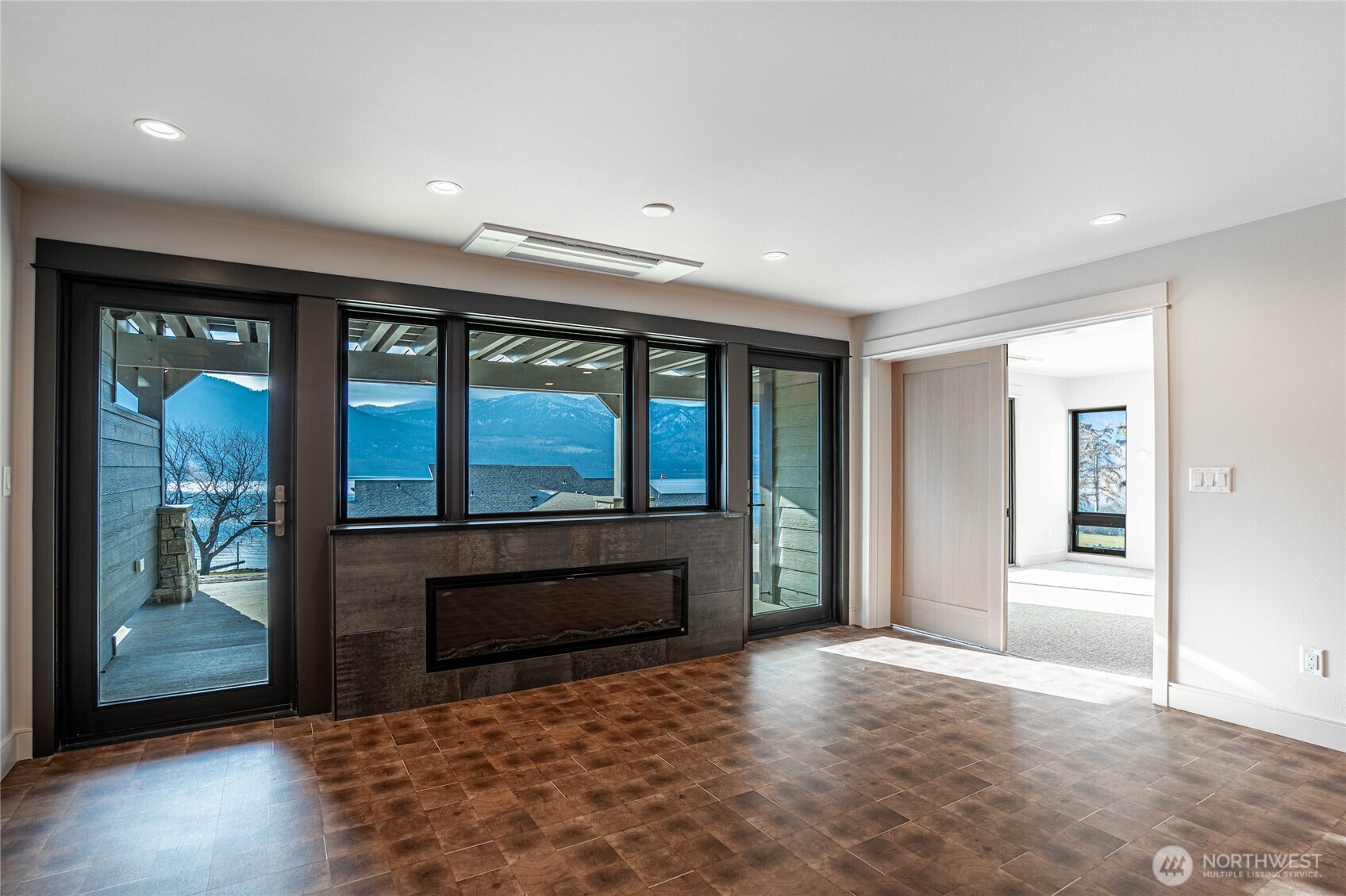 1 Yacinde Court Unit: G2