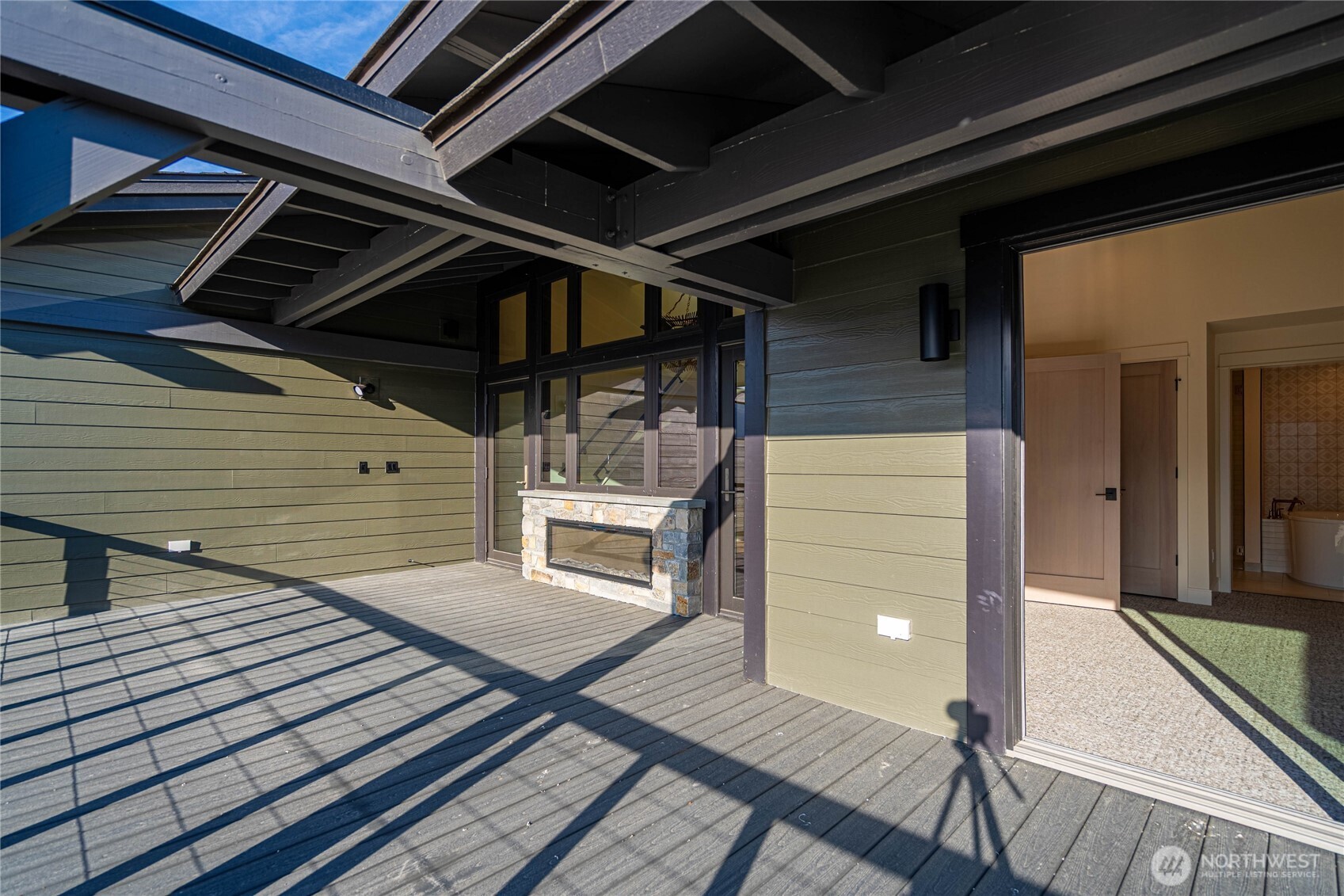 1 Yacinde Court Unit: G3