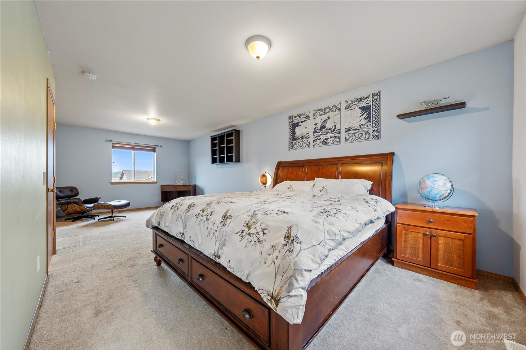 3953 NE Vista Del Rey Drive