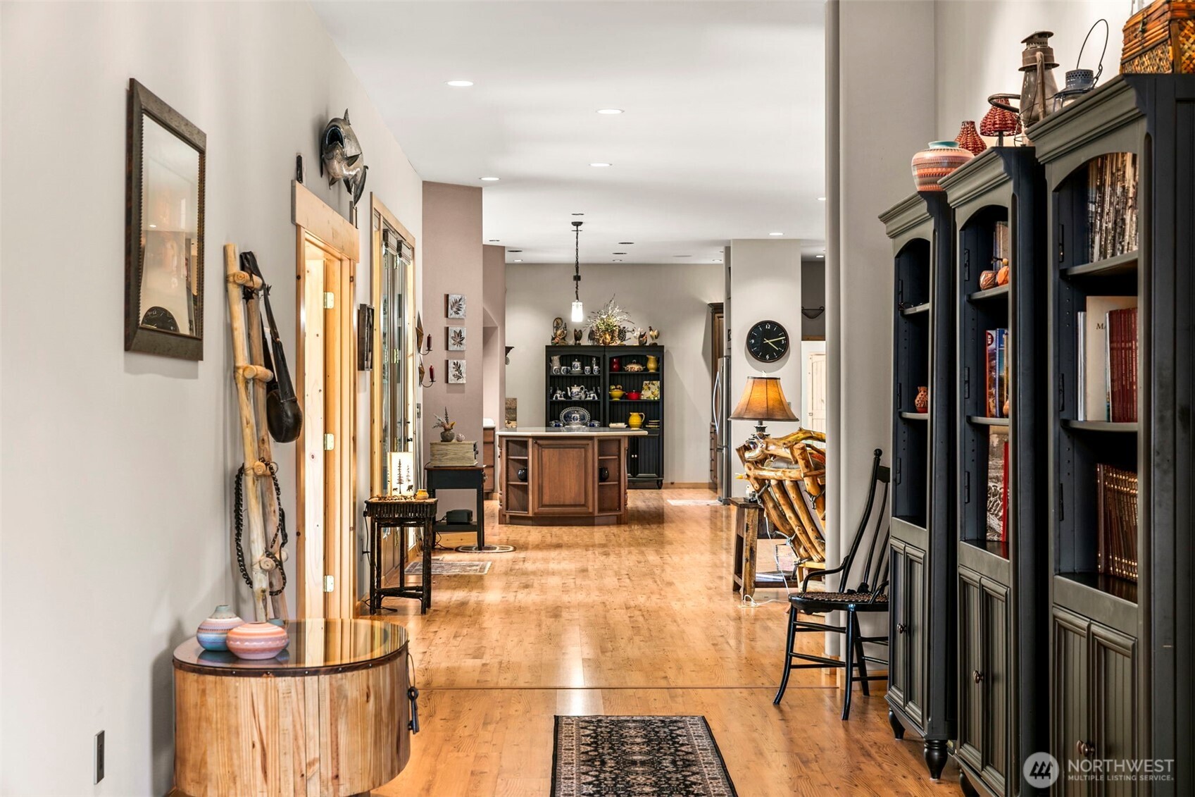 2720 NW Cascade Avenue