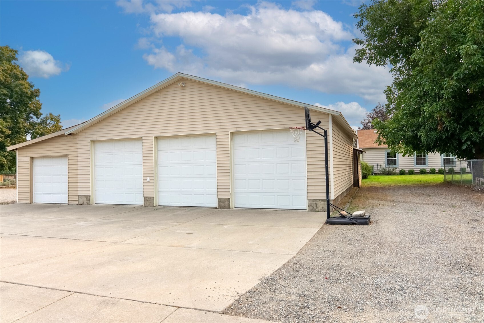 211 S Granite Street