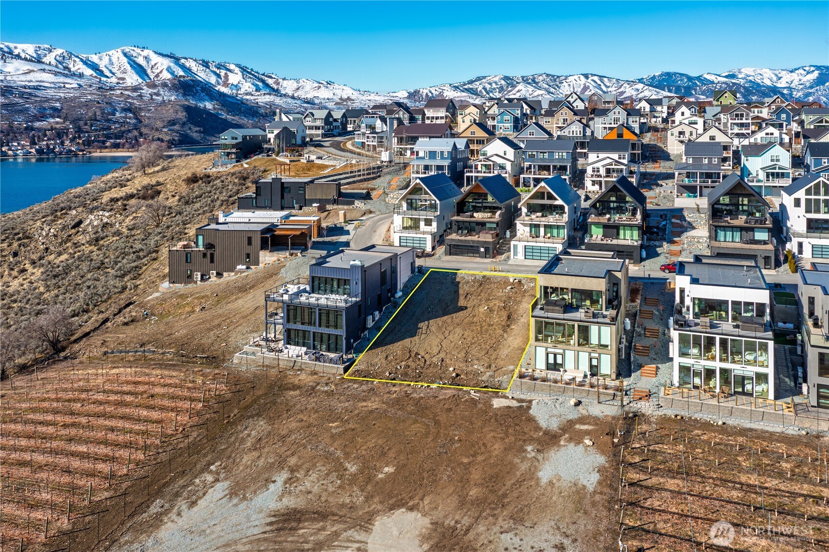 1307 Dragonfly Court