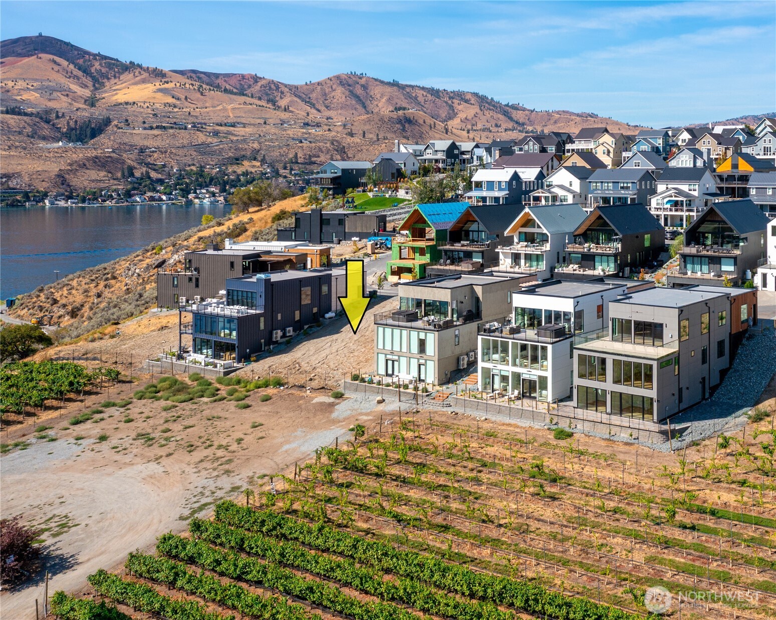 1307 Dragonfly Court