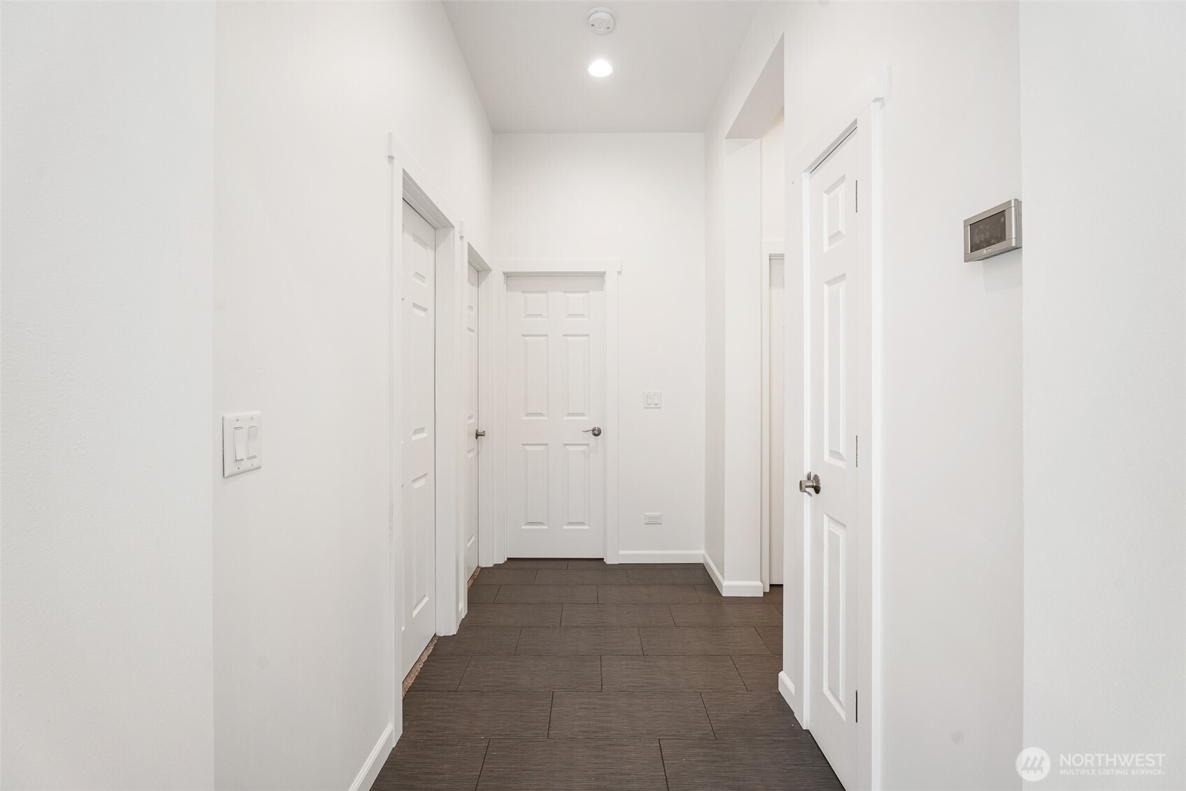 1038 Crest Loop