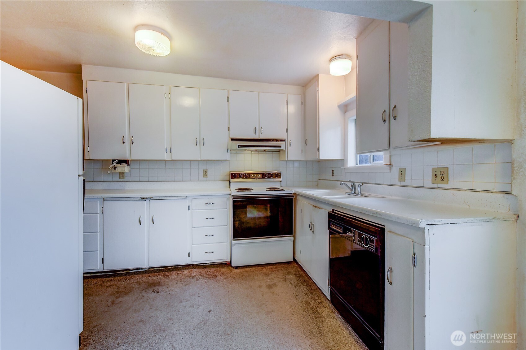 209 SE May Avenue