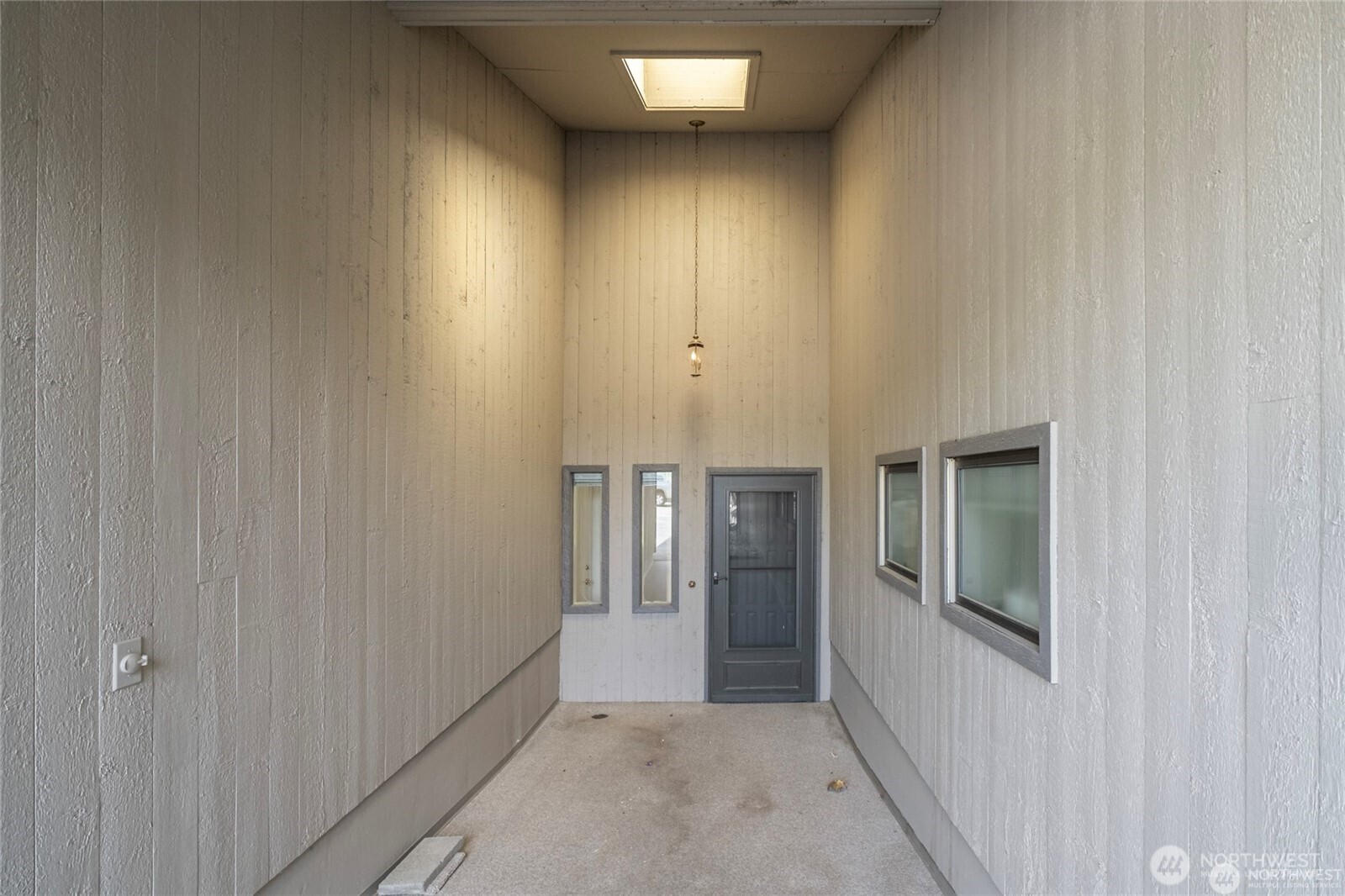 225 19th Street Unit: 31