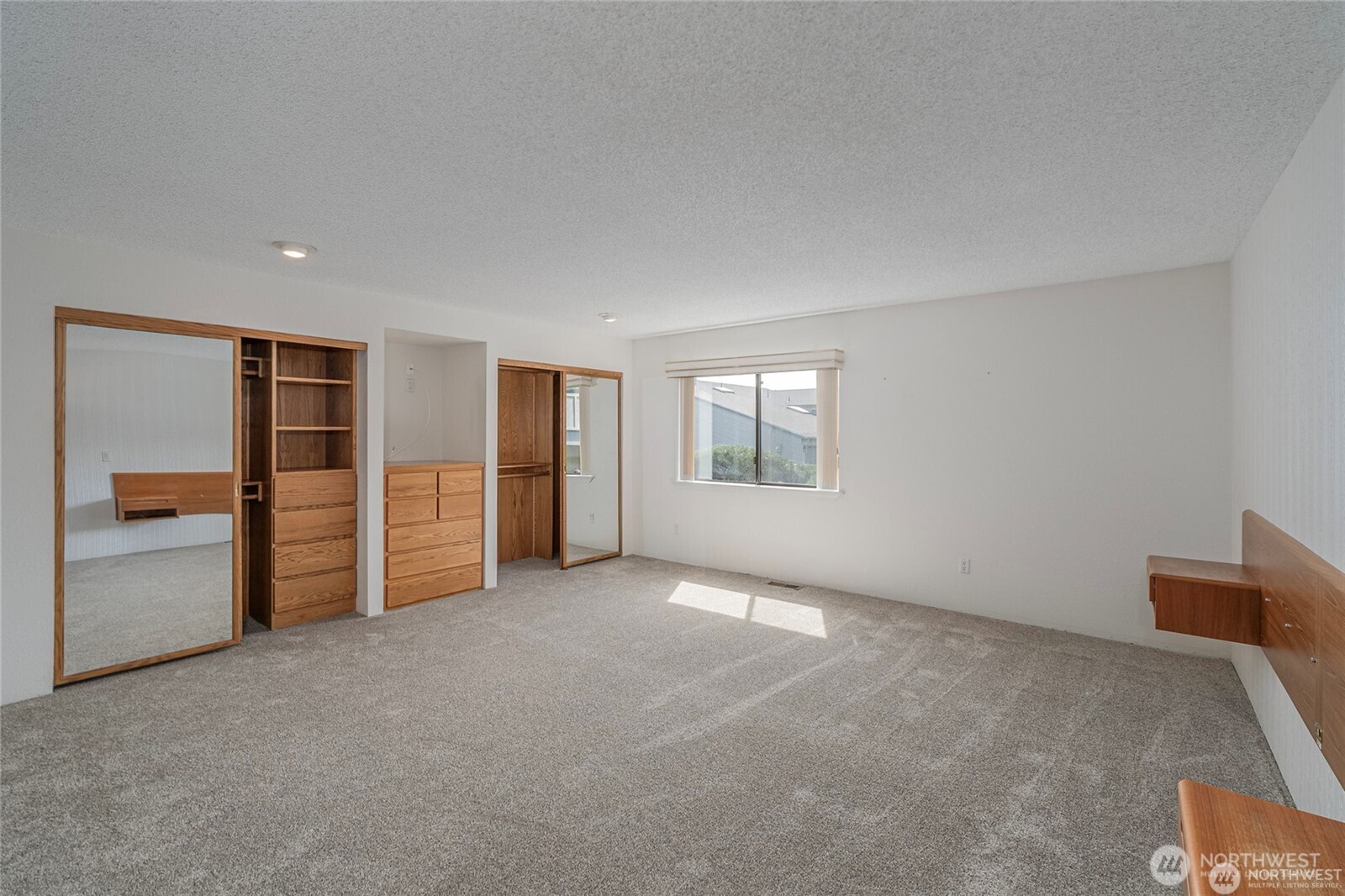 225 19th Street Unit: 31