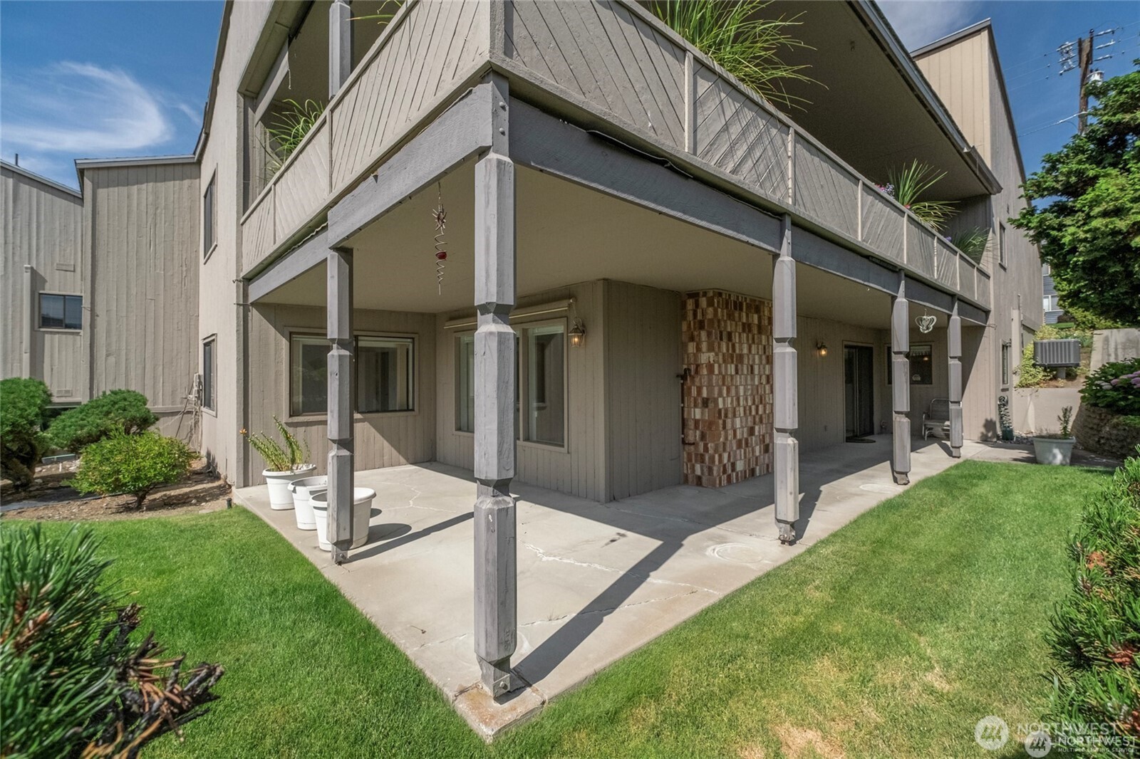 225 19th Street Unit: 31