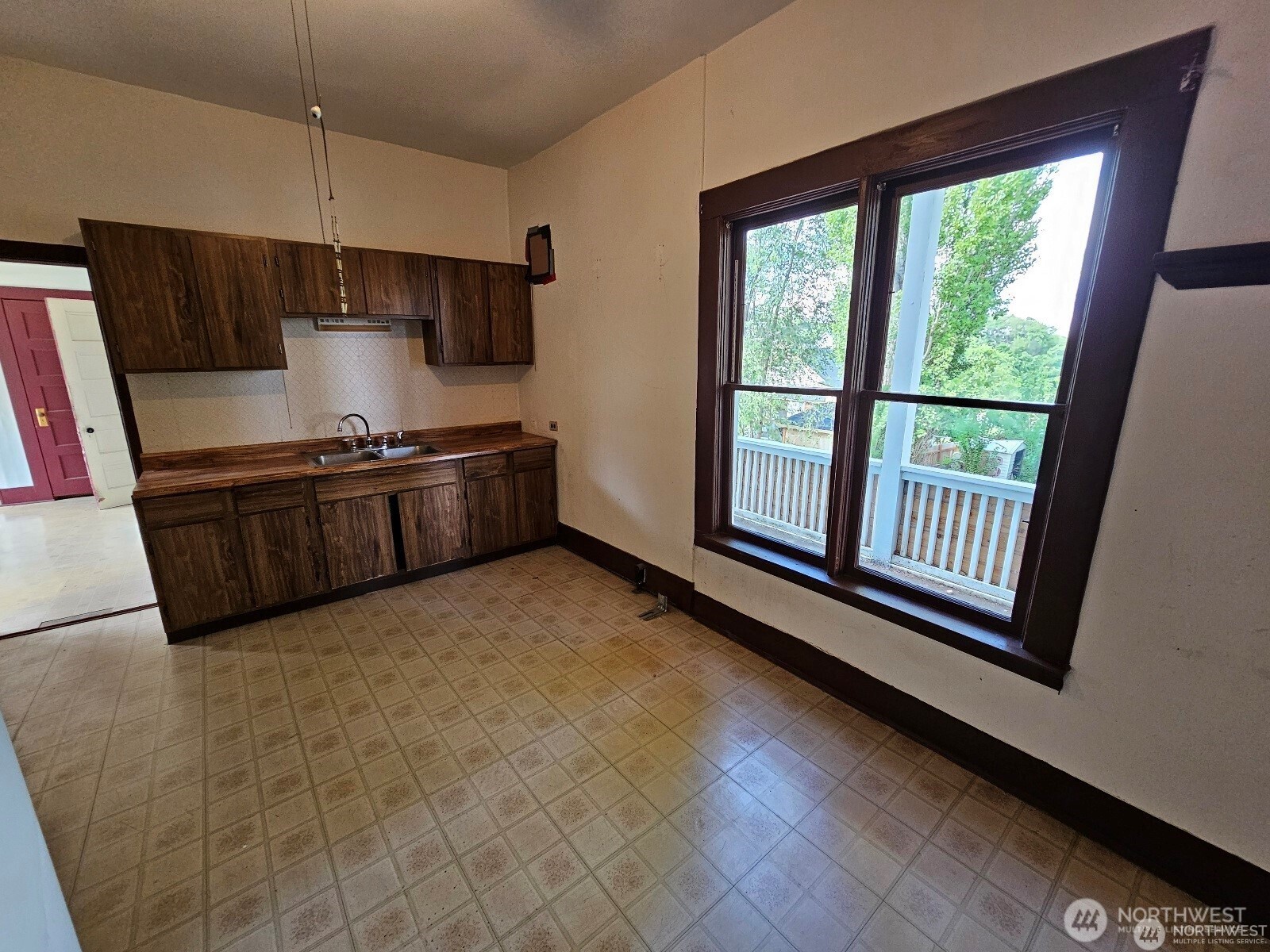 1610 Ironwood Street