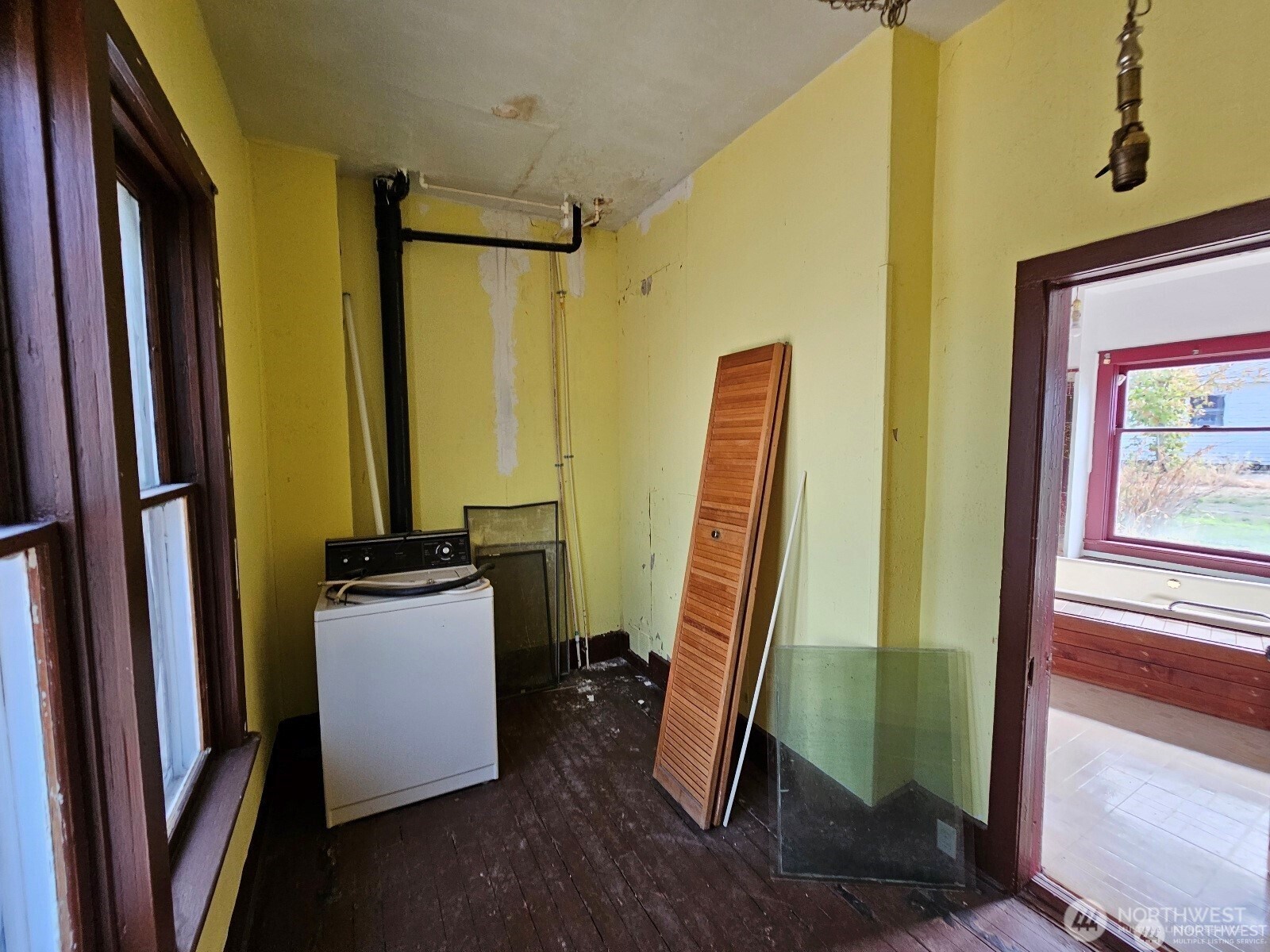 1610 Ironwood Street