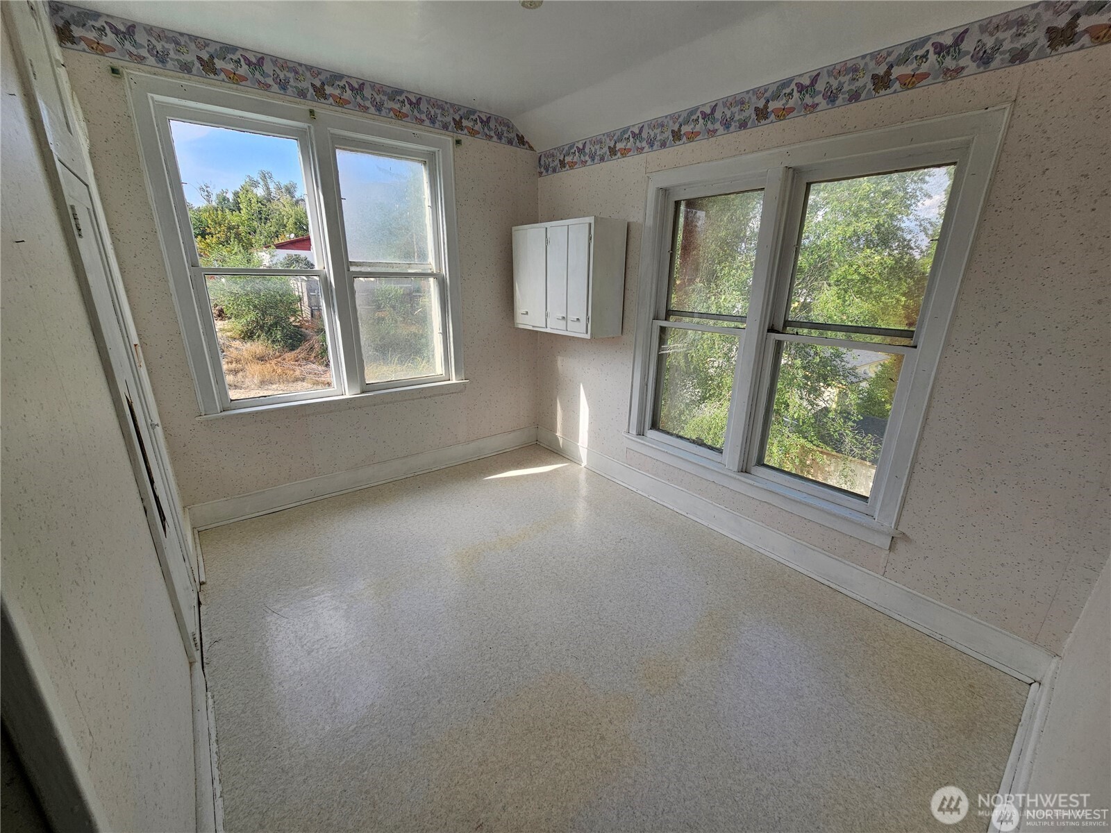 1610 Ironwood Street