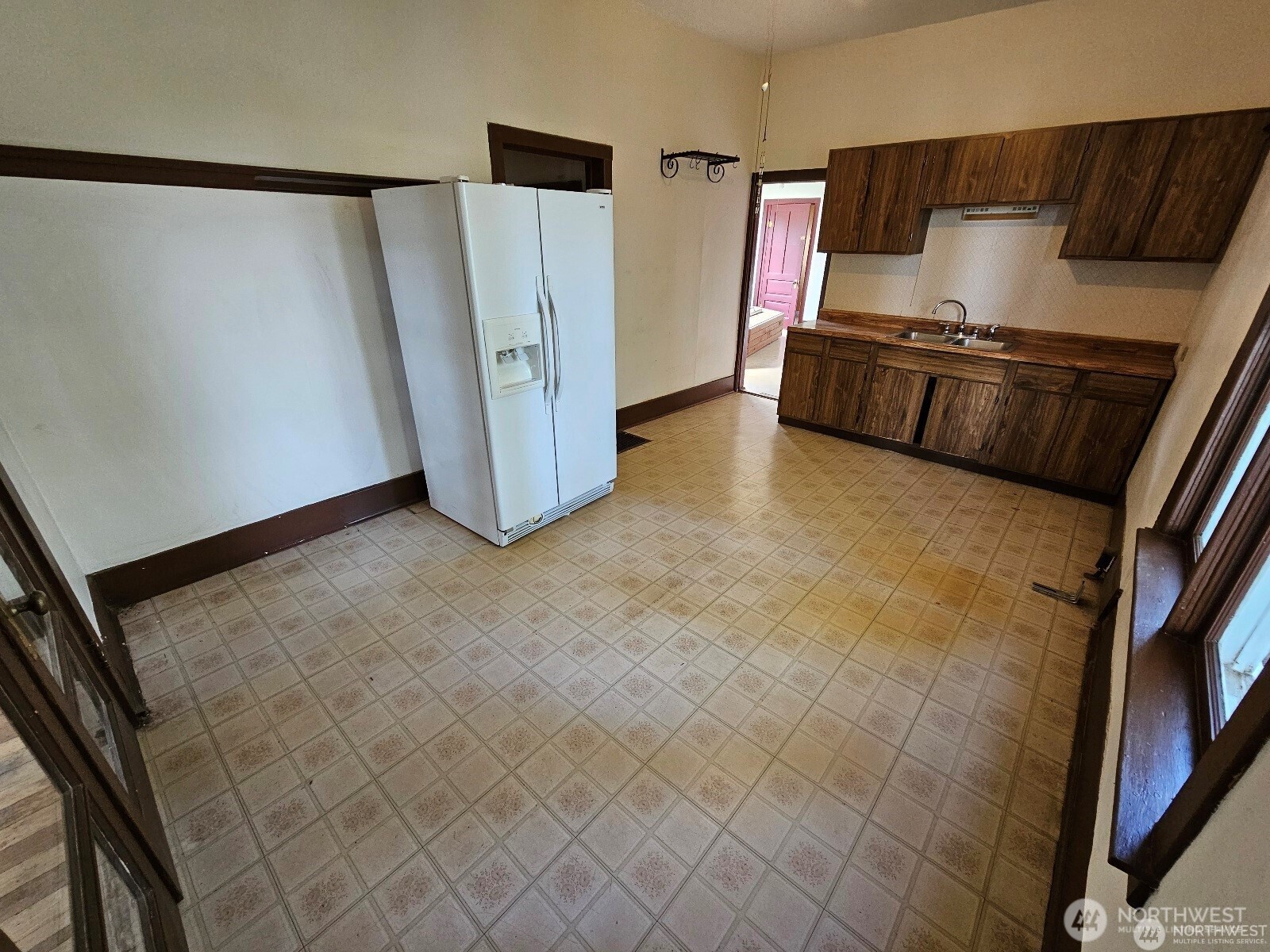 1610 Ironwood Street