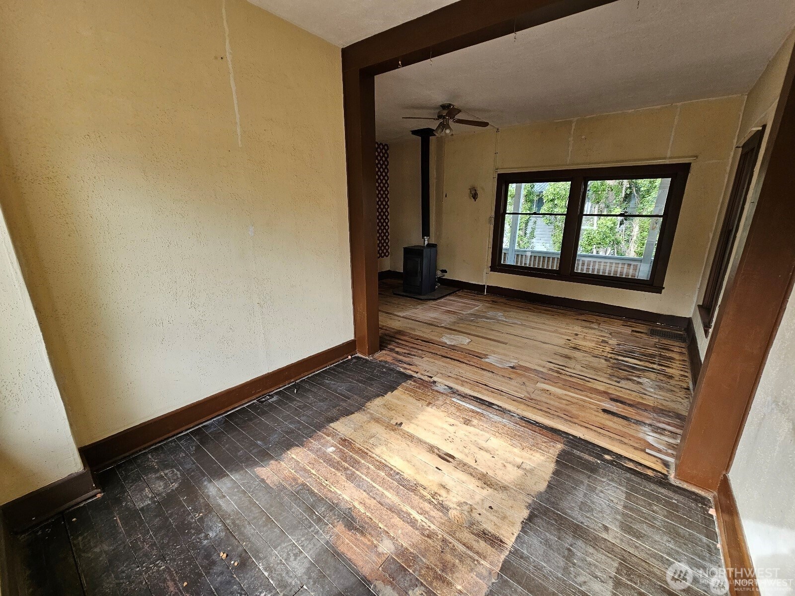 1610 Ironwood Street