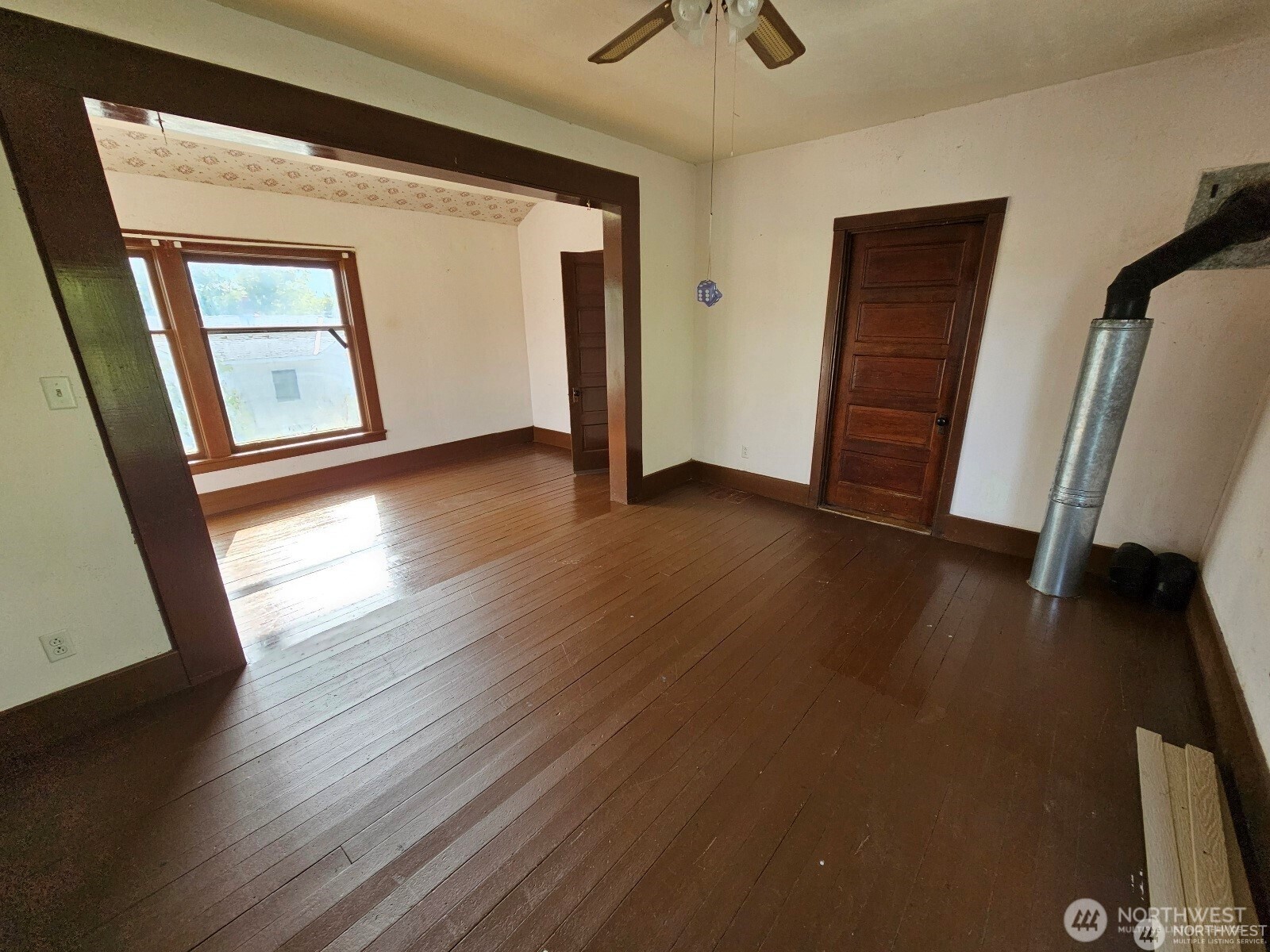 1610 Ironwood Street