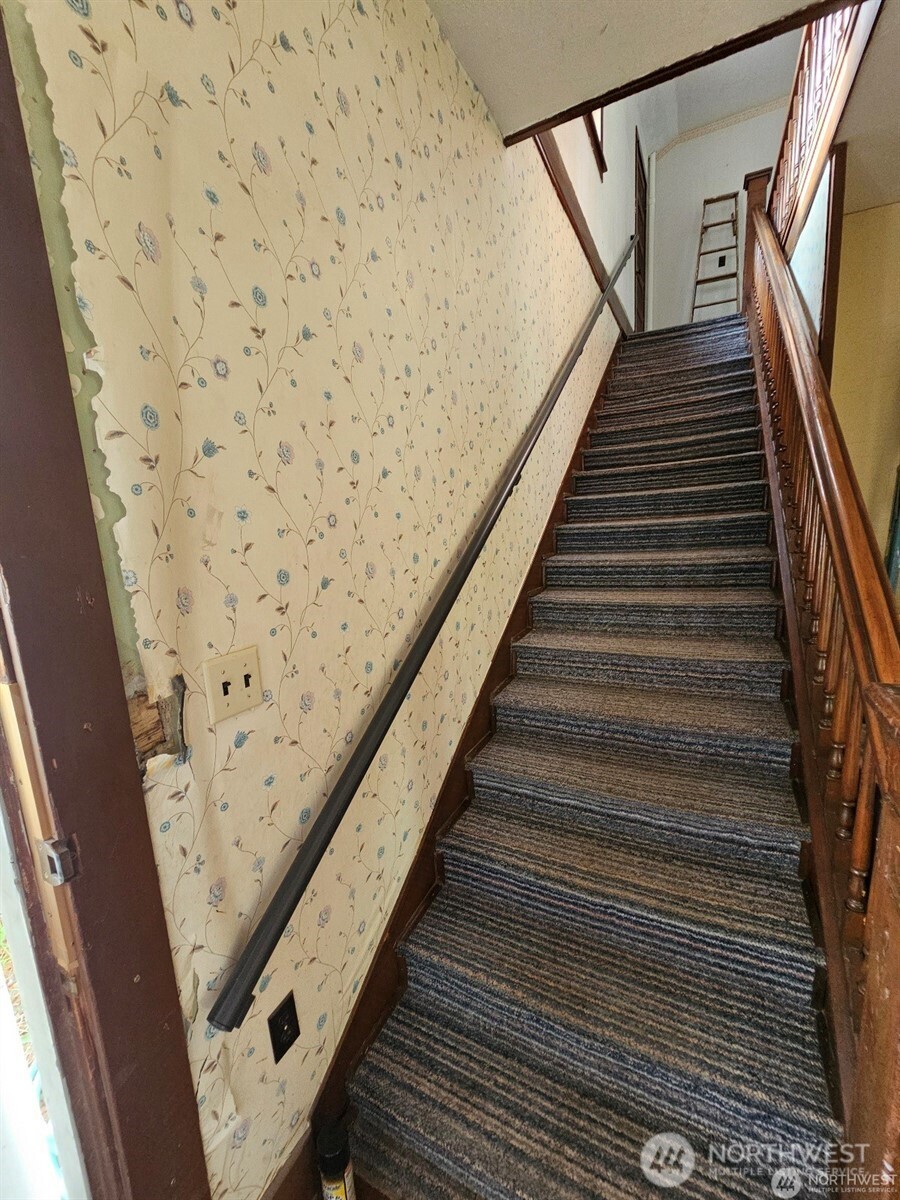 1610 Ironwood Street