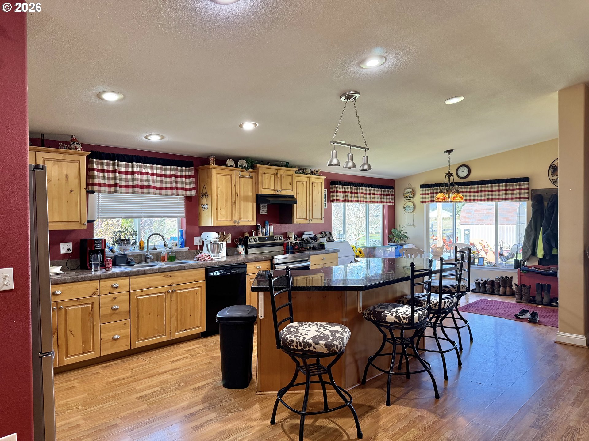 1782 BZ Glenwood HWY