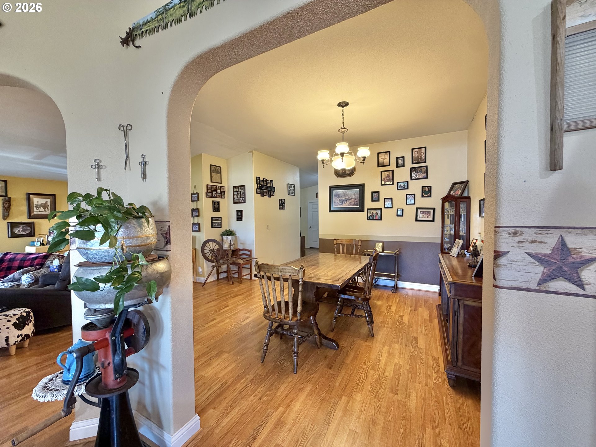 1782 BZ Glenwood HWY