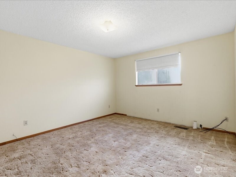 702 West Ridge Drive