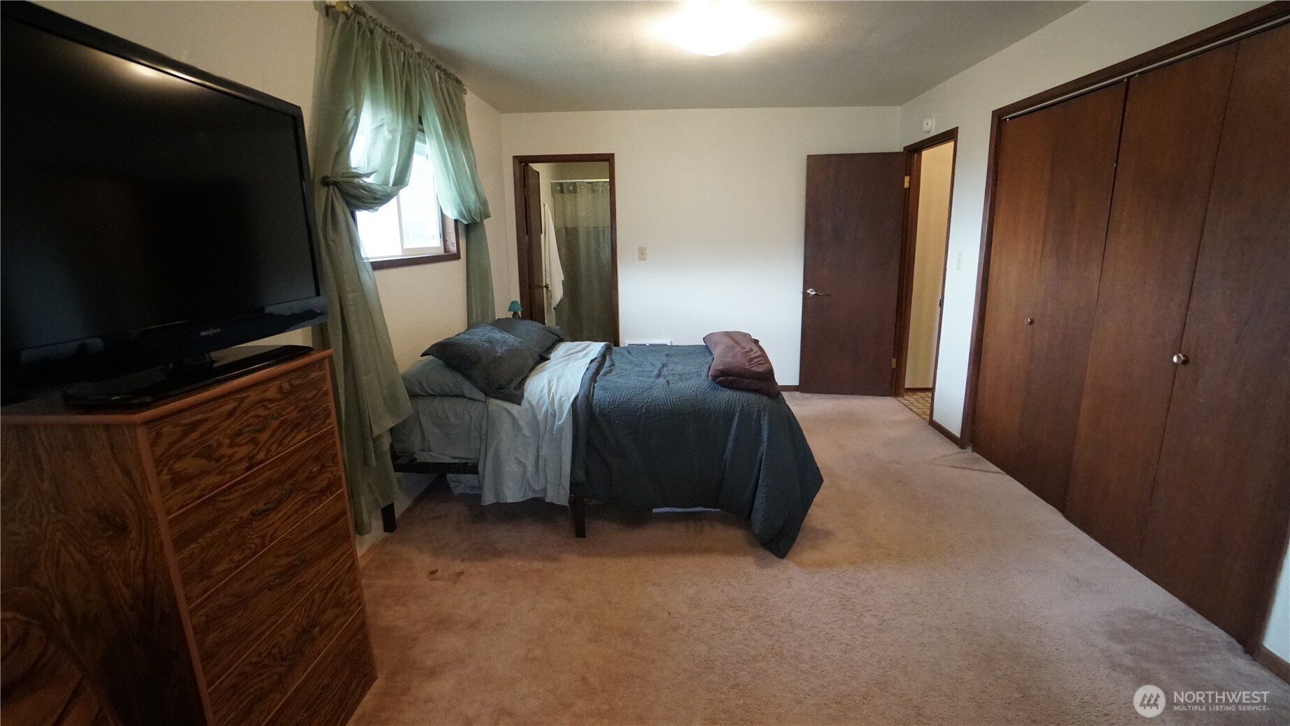 6 Jennings Loop Road