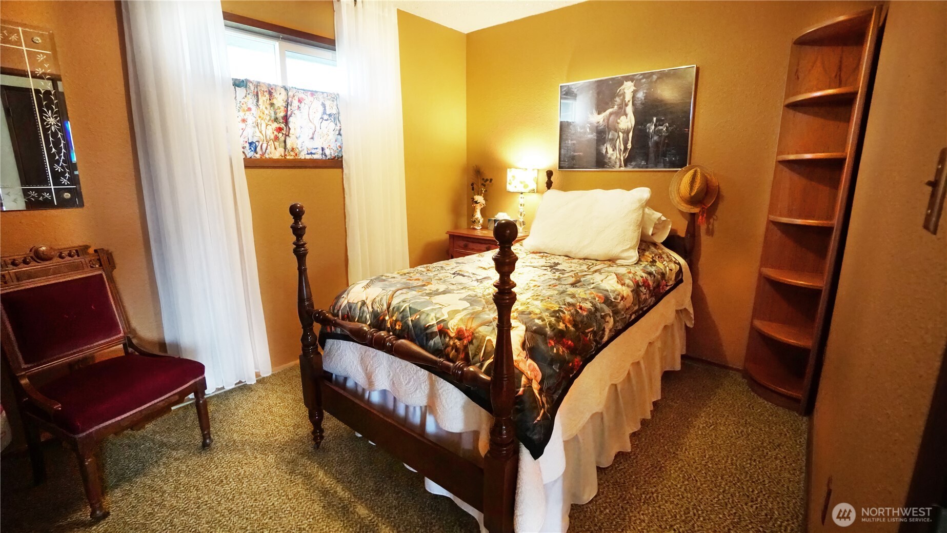 6 Jennings Loop Road