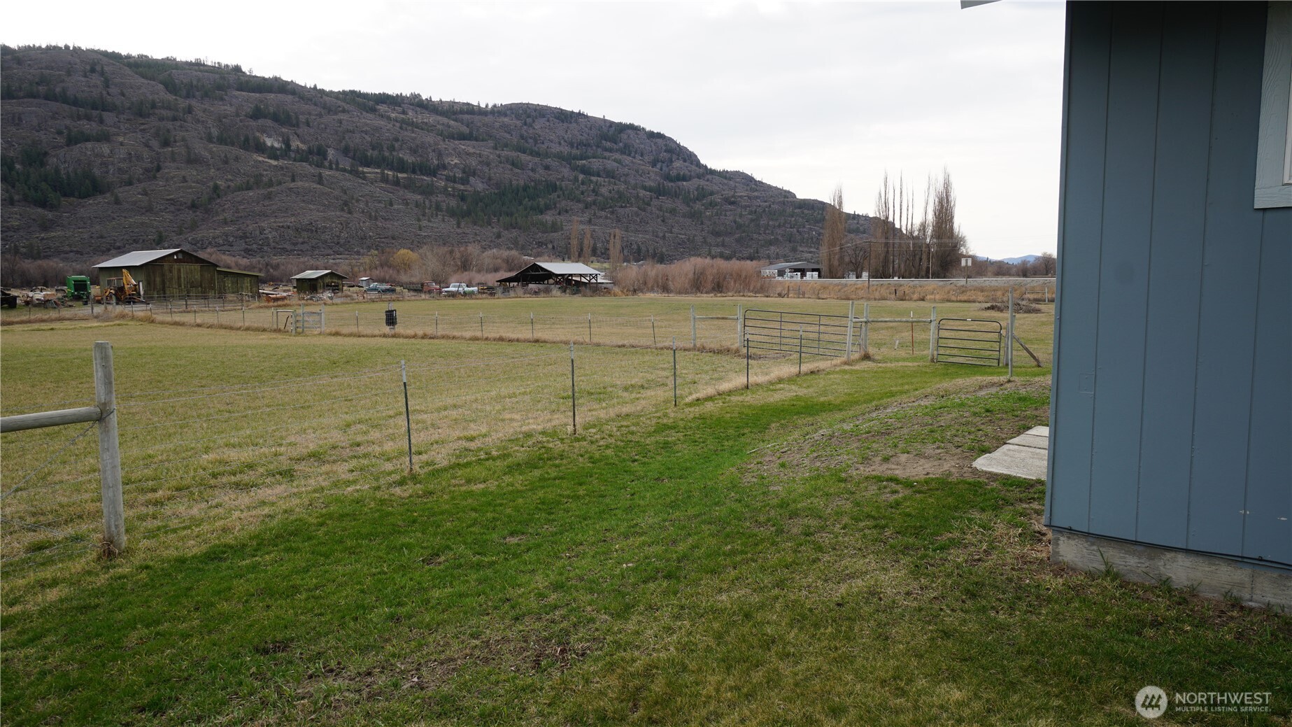 6 Jennings Loop Road