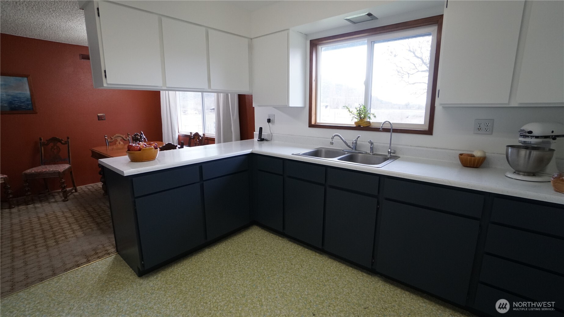 6 Jennings Loop Road