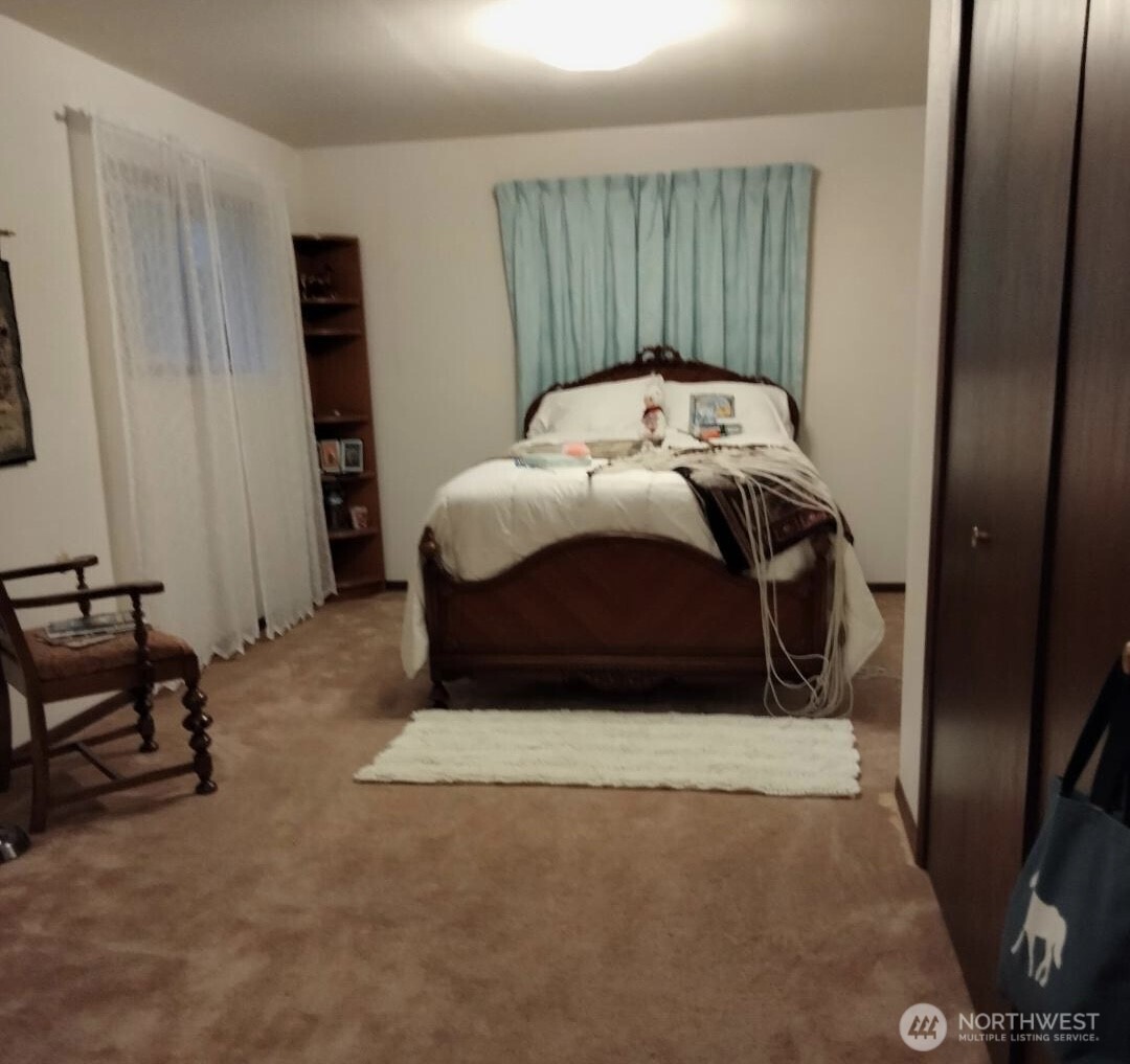 6 Jennings Loop Road