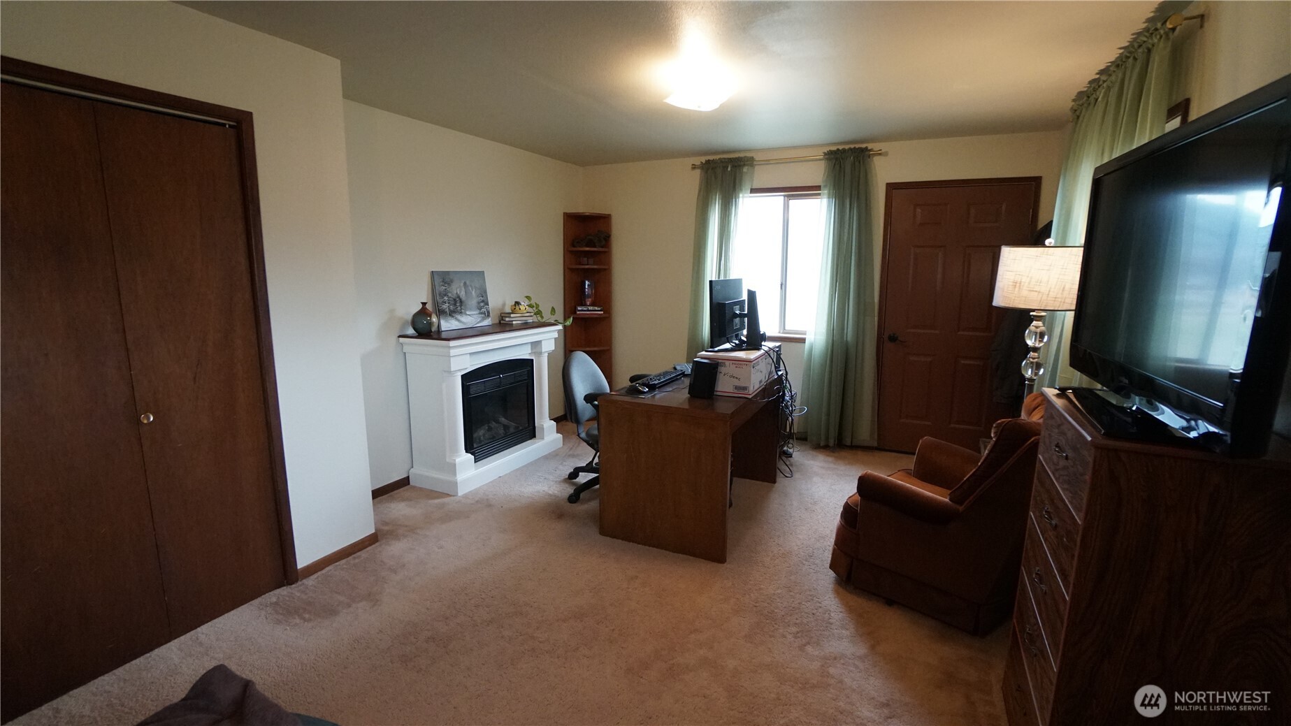 6 Jennings Loop Road