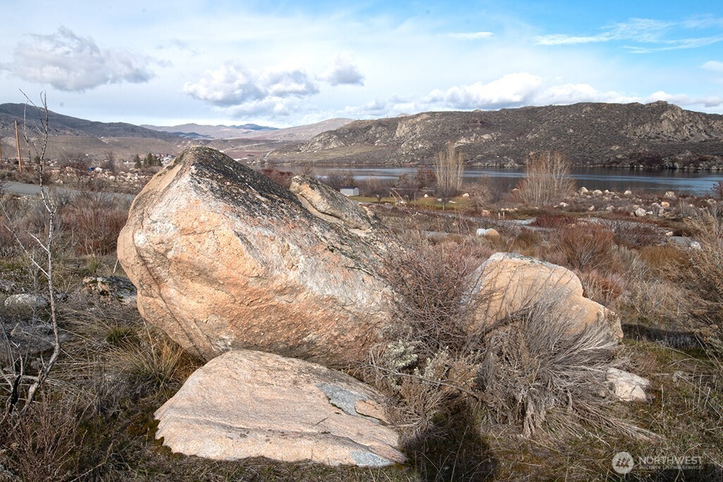 0 NNA Lot 4 Lazy Lightning Long Plat