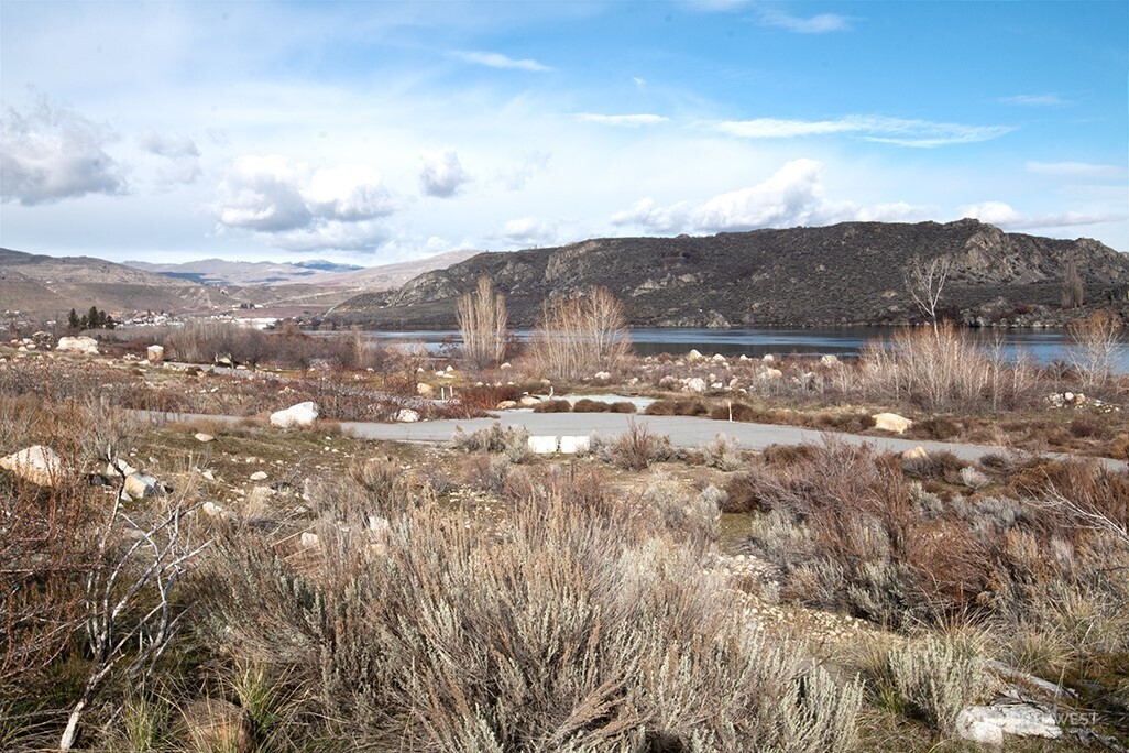 0 NNA Lot 4 Lazy Lightning Long Plat